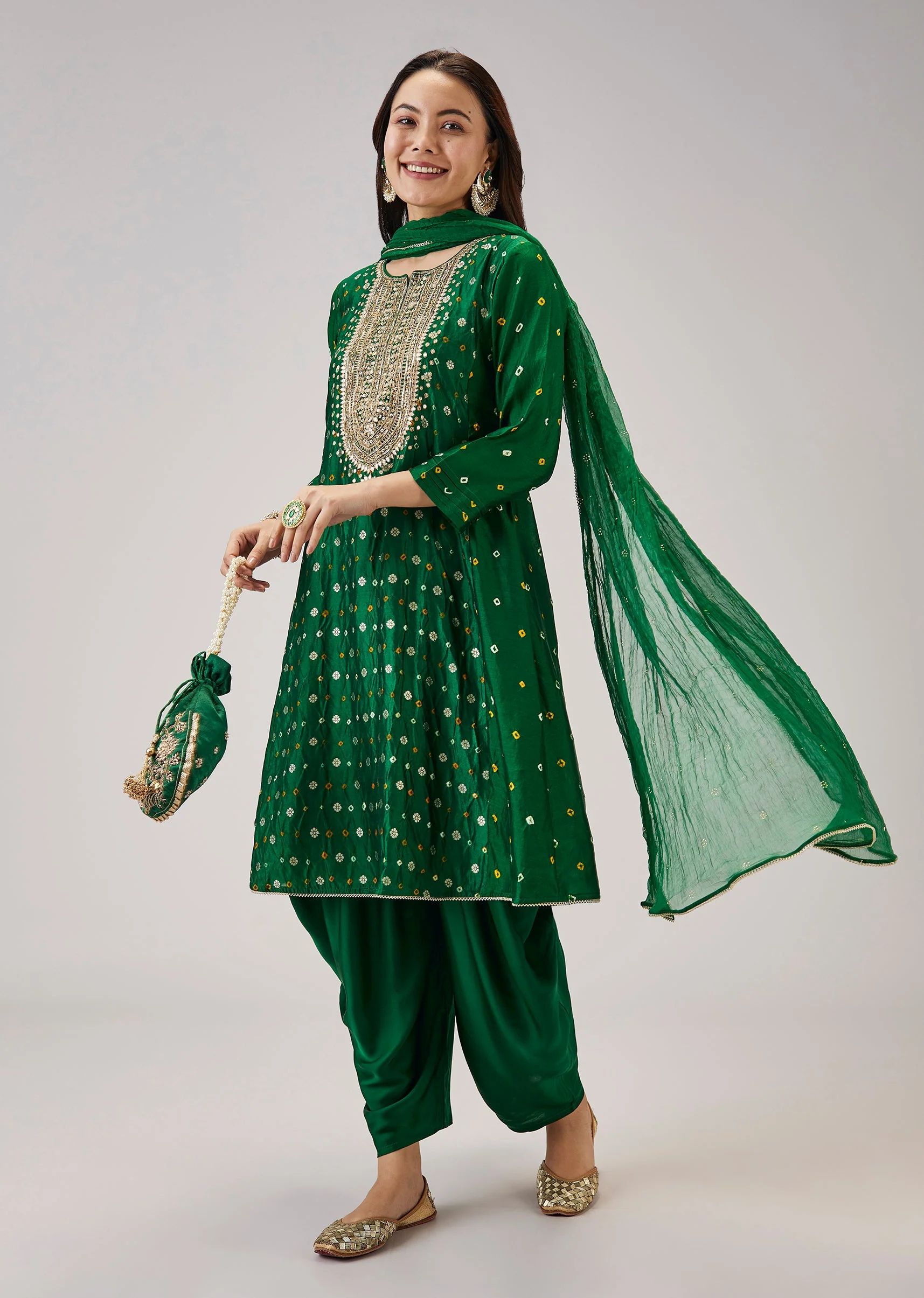 Green Bandhani Banarasi Dhoti Set With Gotta Work