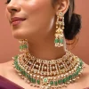 1048-gold-and-green-kundan-necklace-and-earrings-set-1.webp Gold and Green Kundan Necklace and Earrings Set