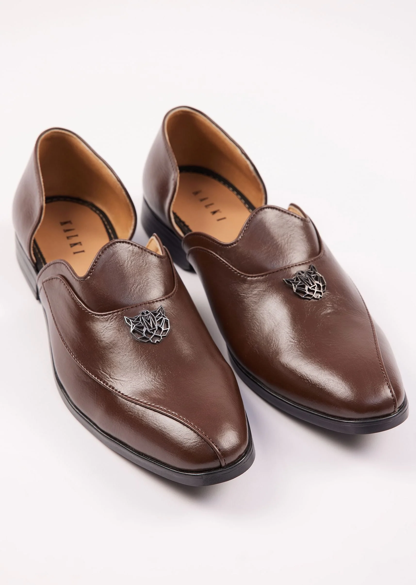 Tan Brown Glossy Juttis For Men