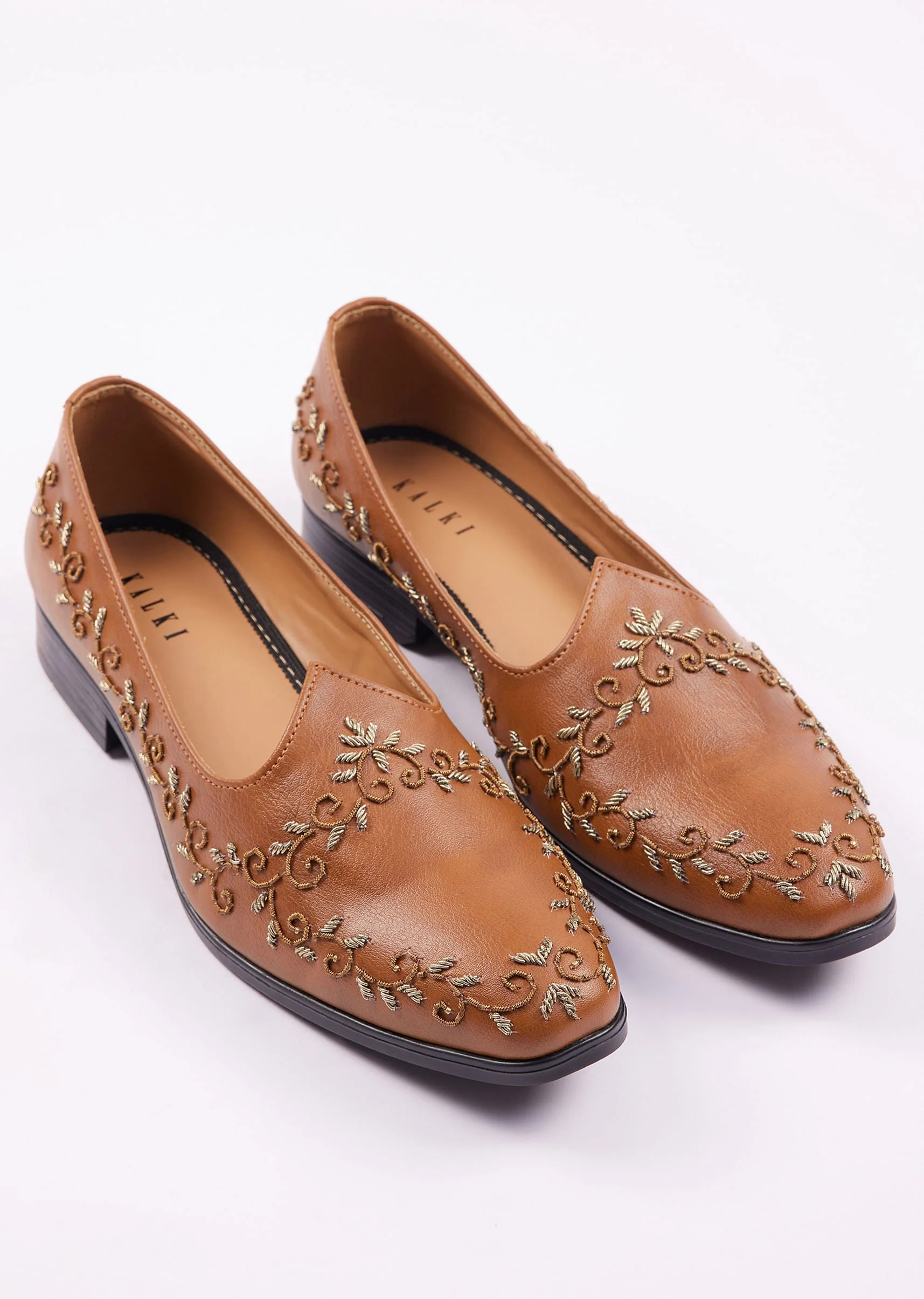 11158-brown-zardosi-work-juttis-for-men-1.webp Brown Zardosi Work Juttis For Men