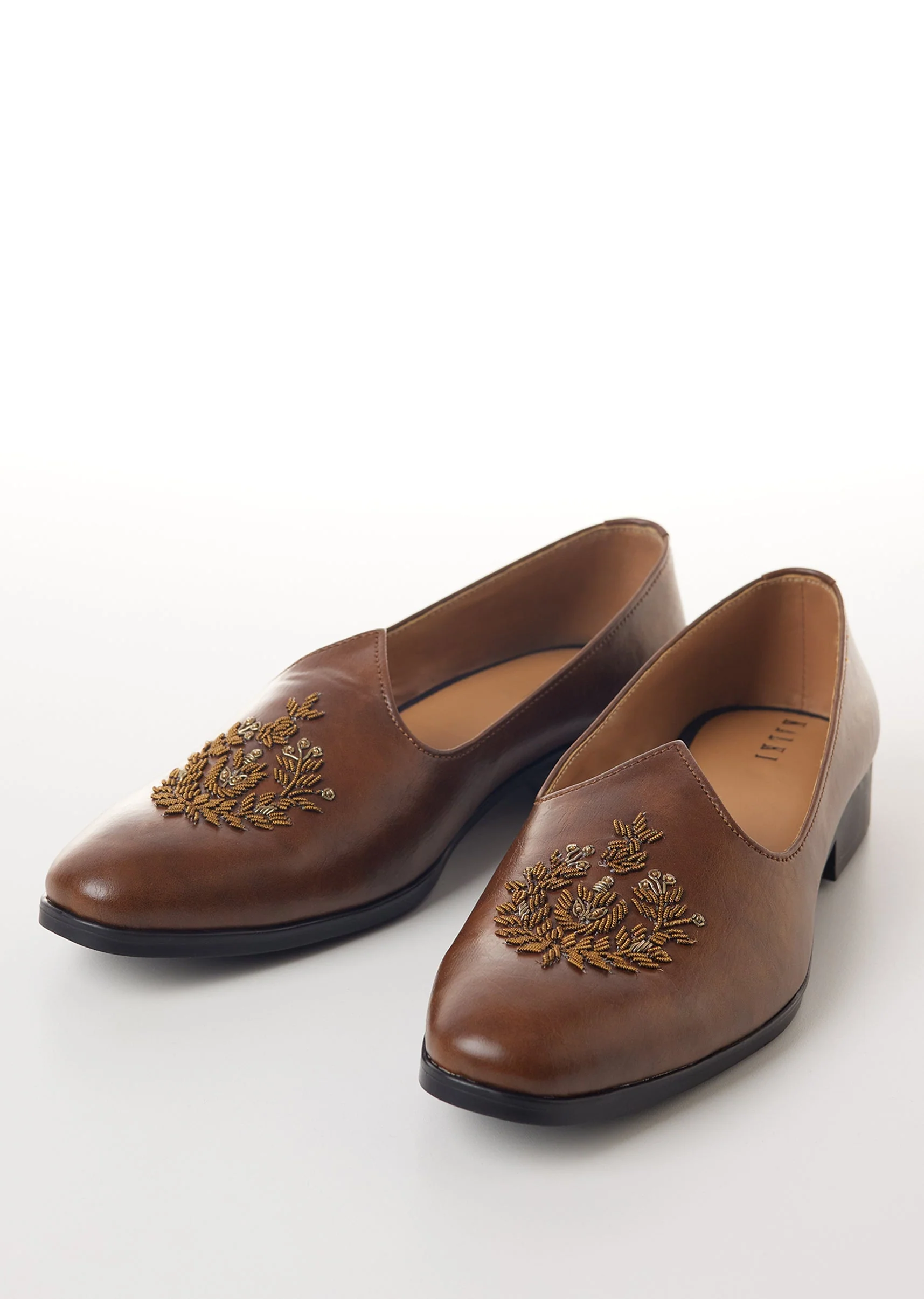 11221-brown-faux-leather-mens-loafers-with-gold-thread-embroidery-1.webp Brown Faux Leather Mens Loafers with Gold Thread Embroidery