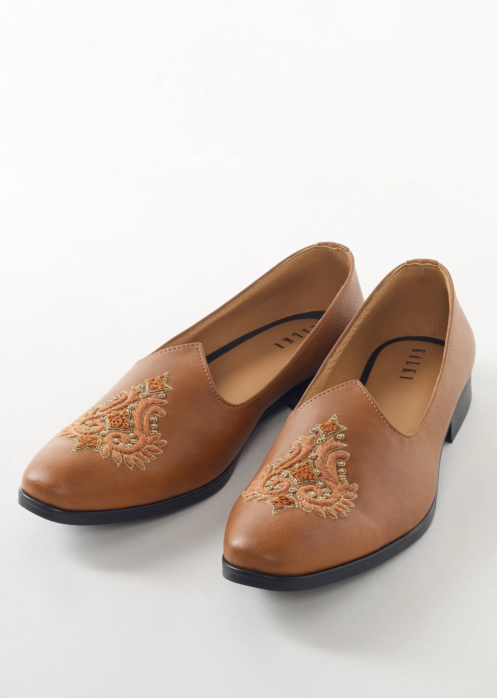 11240-us-7-us-7-variation-1.webp Brown Embroidered Ethnic Slip On Shoes For Men