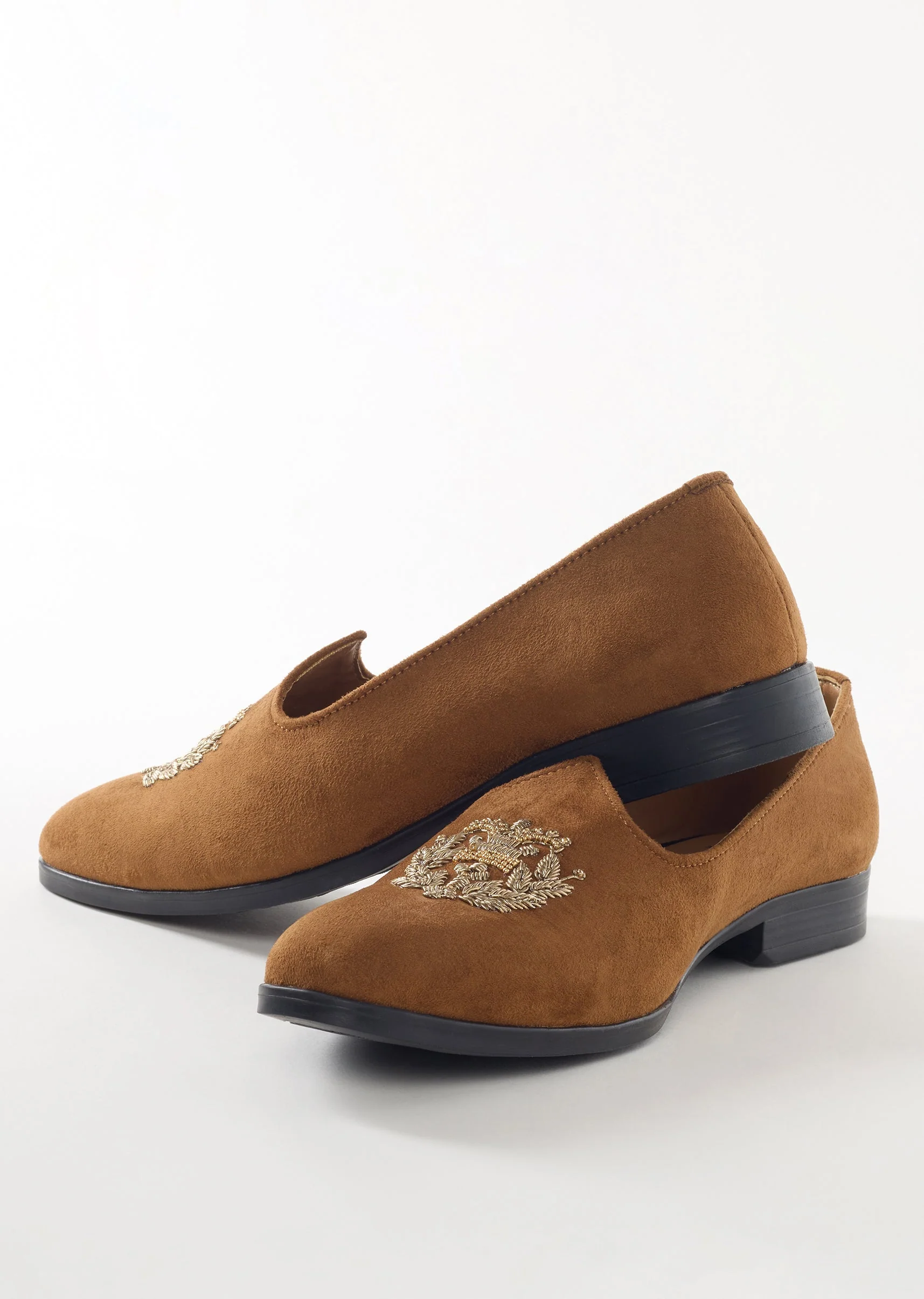 Brown Suede Ethnic Jutti With Metallic Embroidery For Men