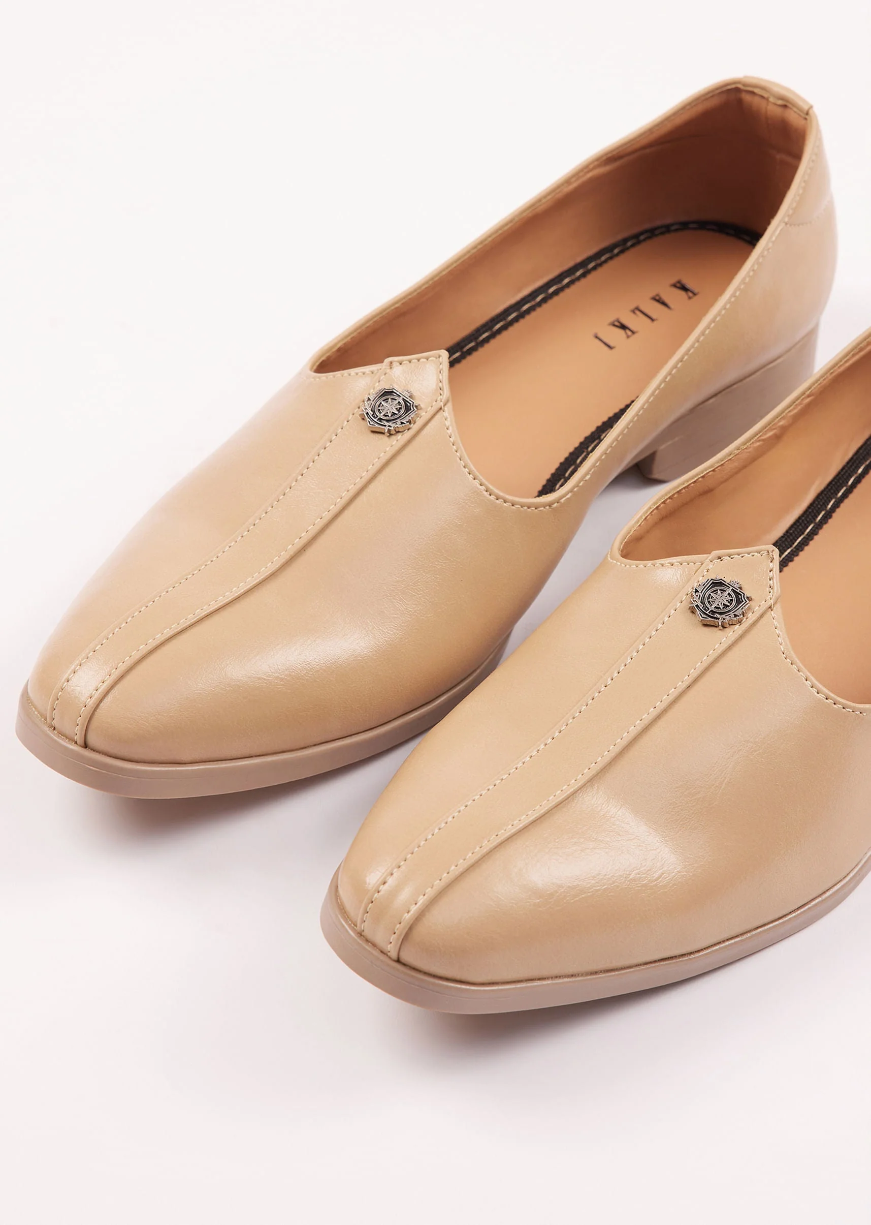 11514-beige-formal-juttis-for-men-4.webp Beige Formal Juttis For Men