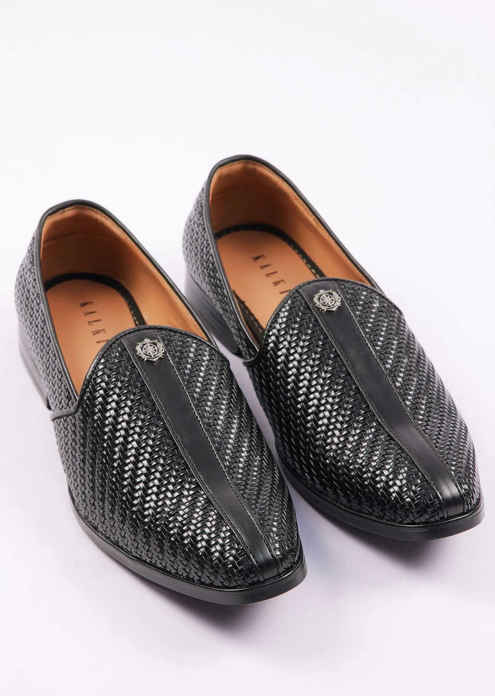 11577-black-textured-juttis-for-men-2.webp Black Textured Juttis For Men