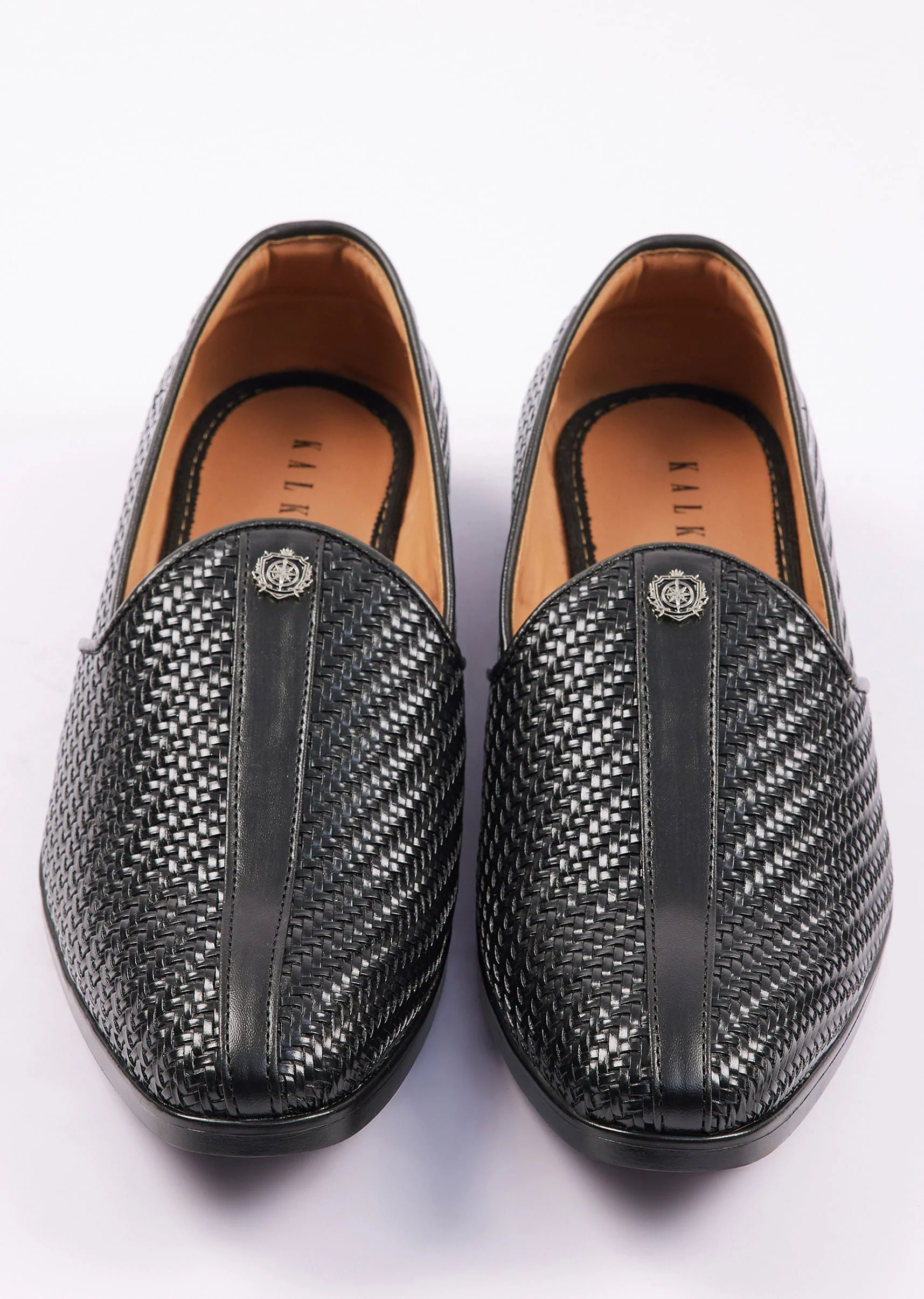 11577-black-textured-juttis-for-men-5.webp Black Textured Juttis For Men