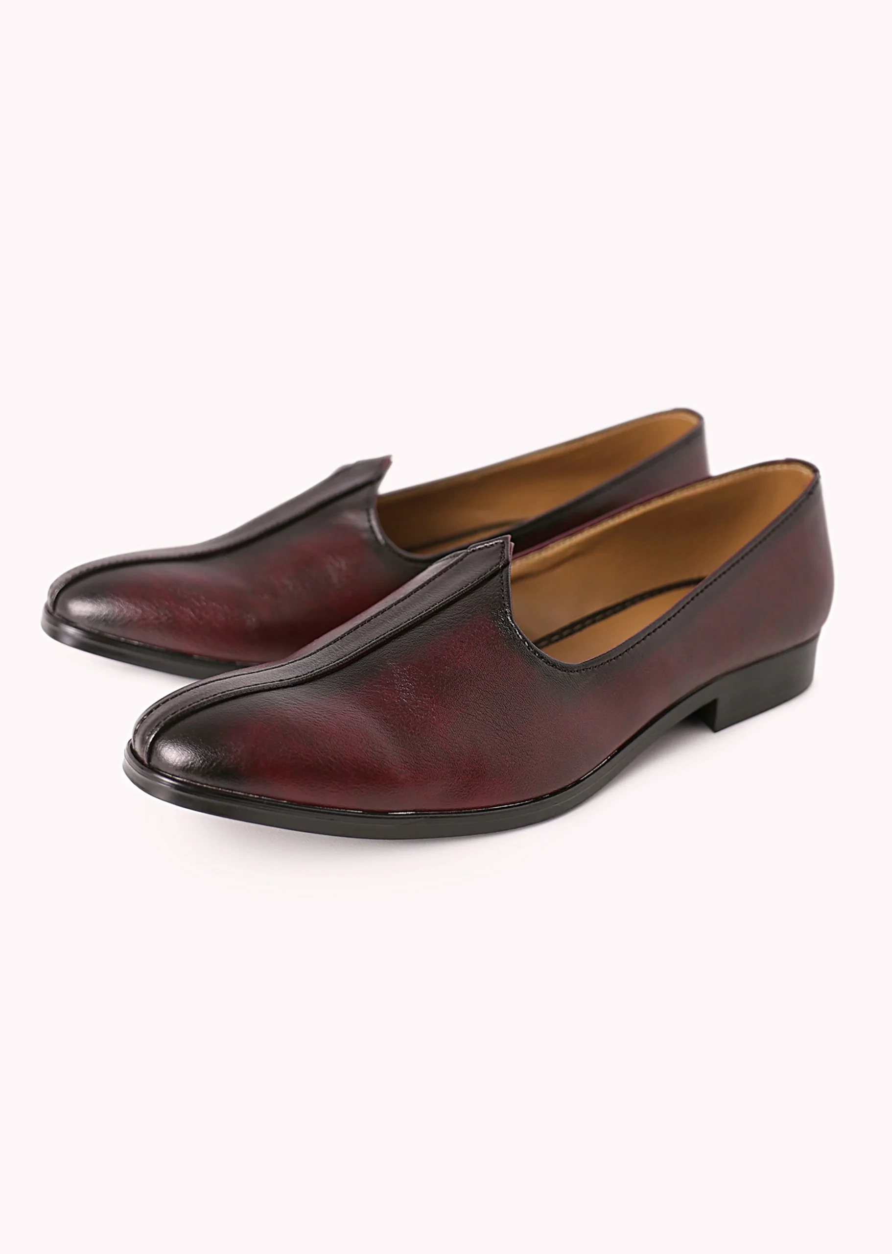 11640-purple-shaded-juttis-with-block-heels-10.webp Purple Shaded Juttis with Block Heels