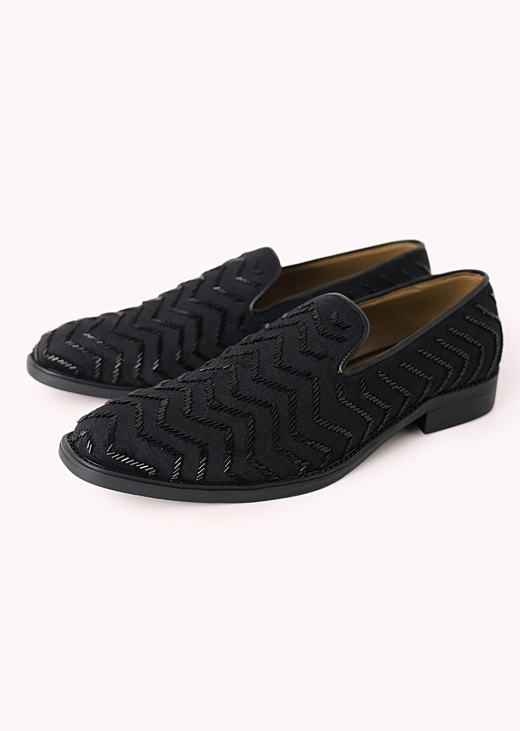11667-black-velvet-juttis-with-cutdana-work-1.jpg Black Velvet Juttis With Cutdana Work