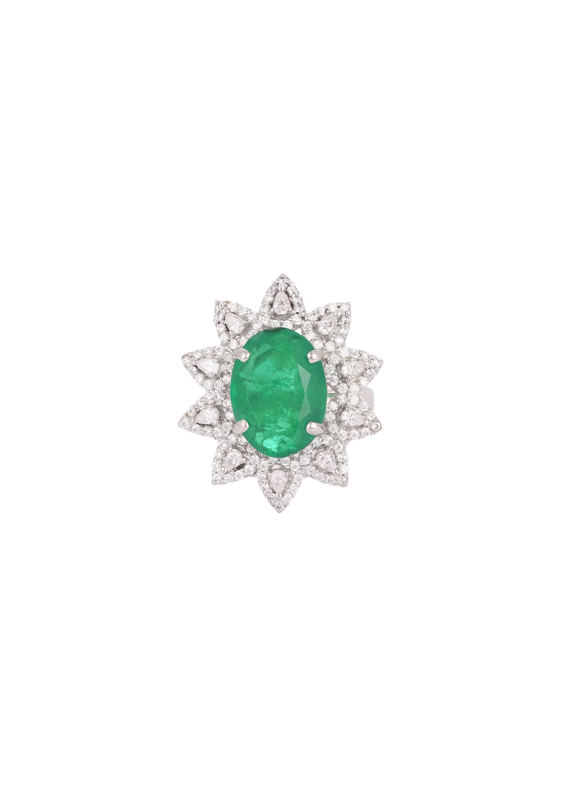 92.5 Sterling Silver Floral Ring Embedded with Green Emerald