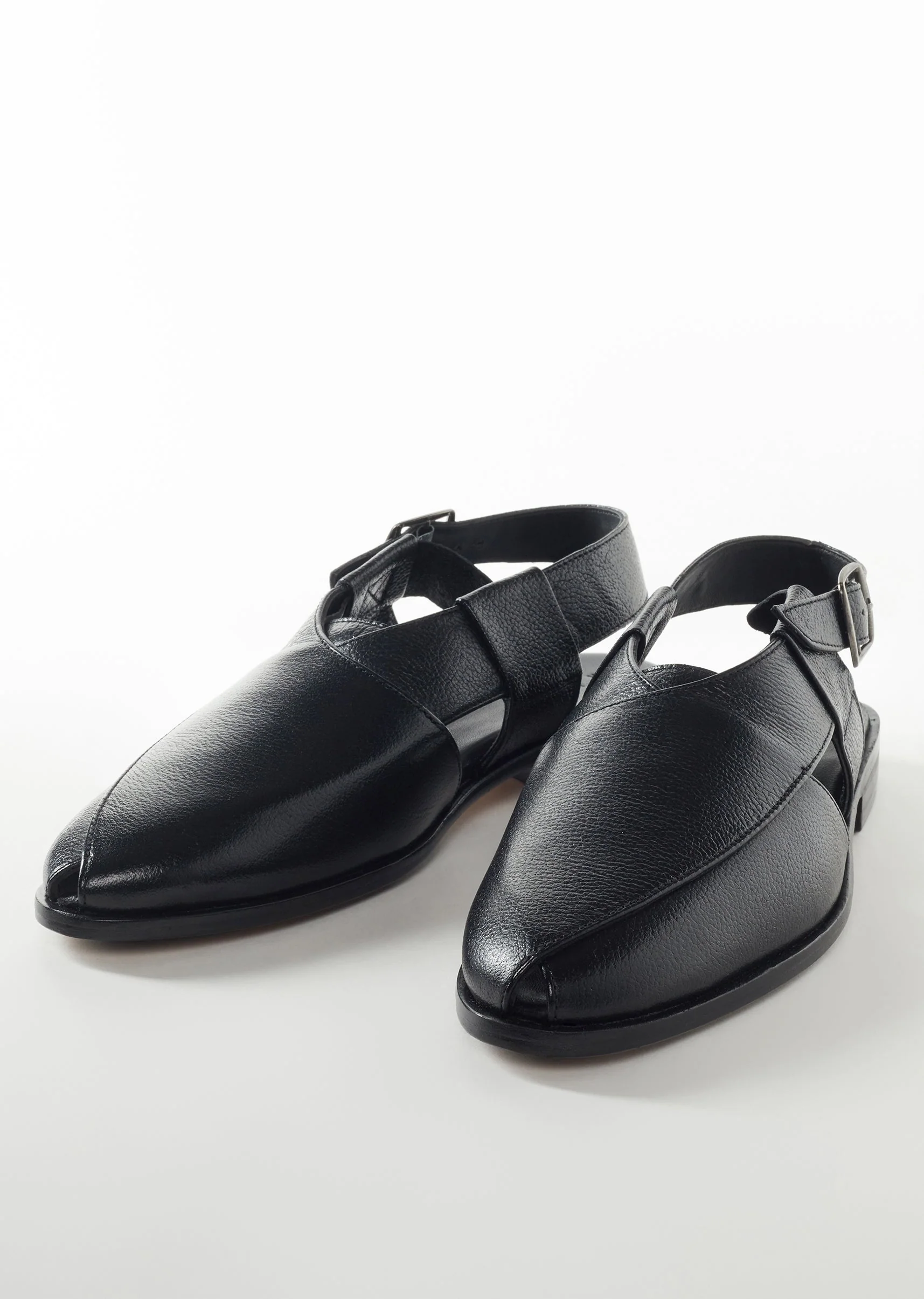 11820-black-leather-footwear-for-men-1.webp Black Leather Footwear For Men