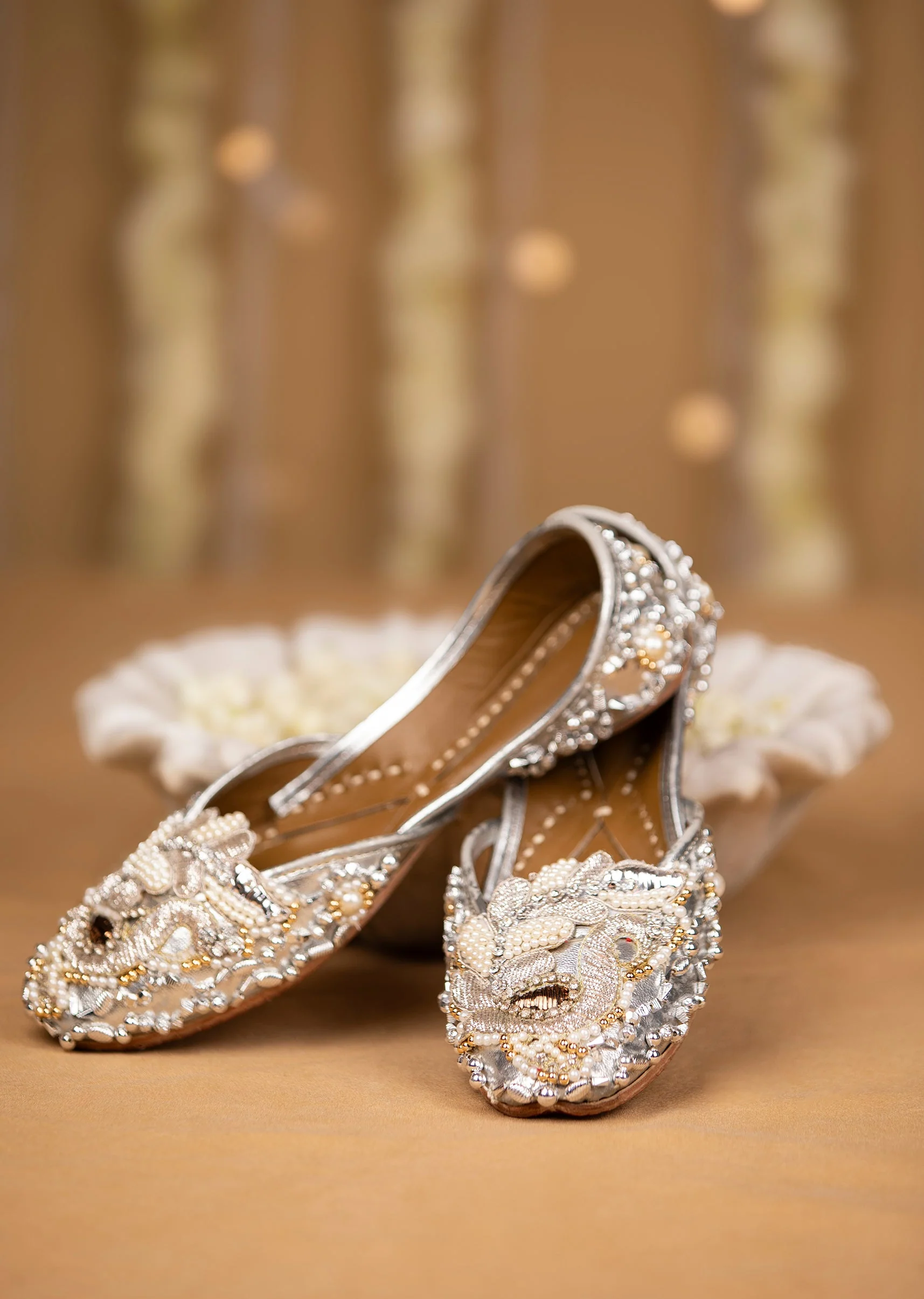 Silver Metallic Bead Embellished Juttis