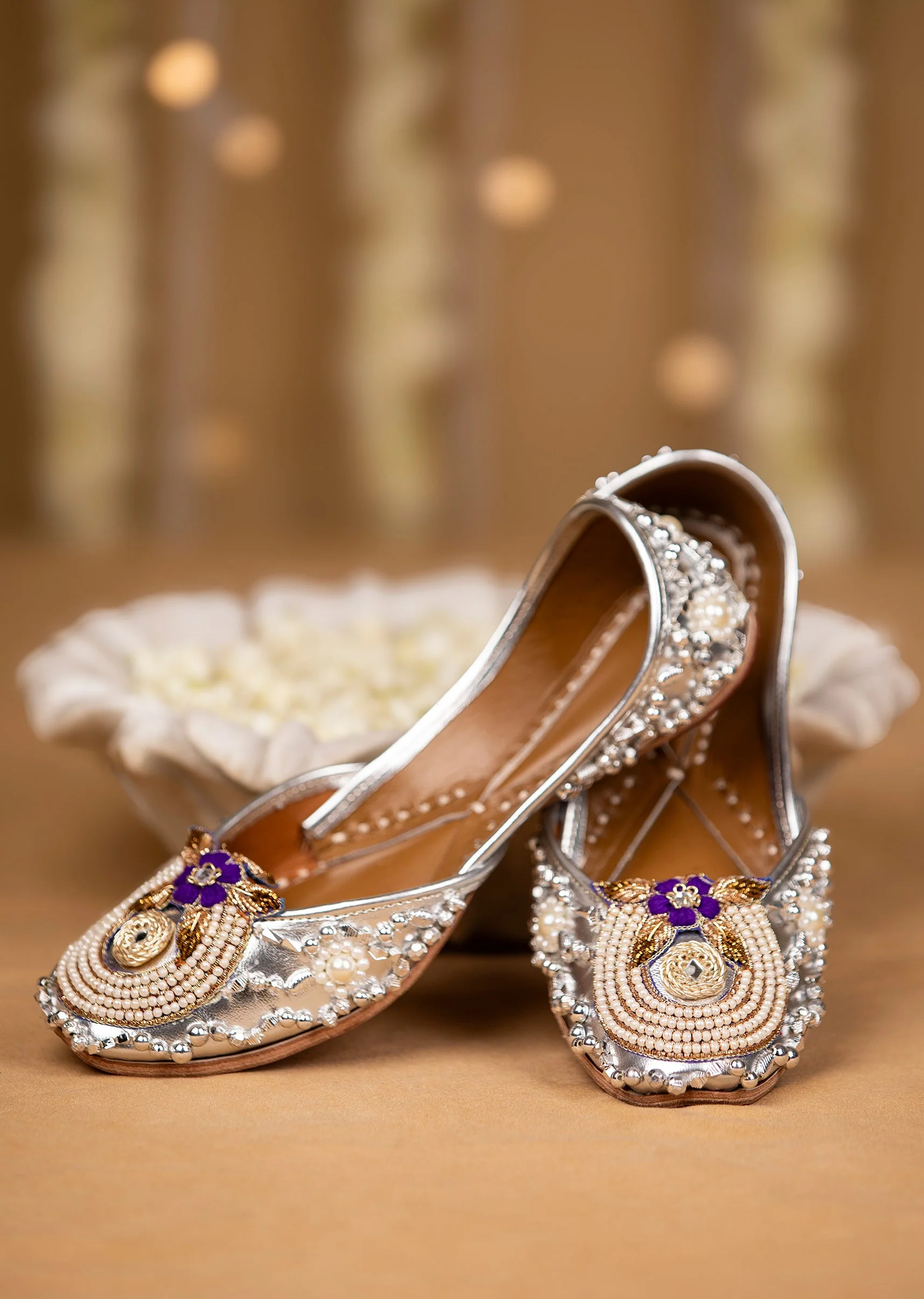 Silver Faux Leather Pearl Embellished Juttis