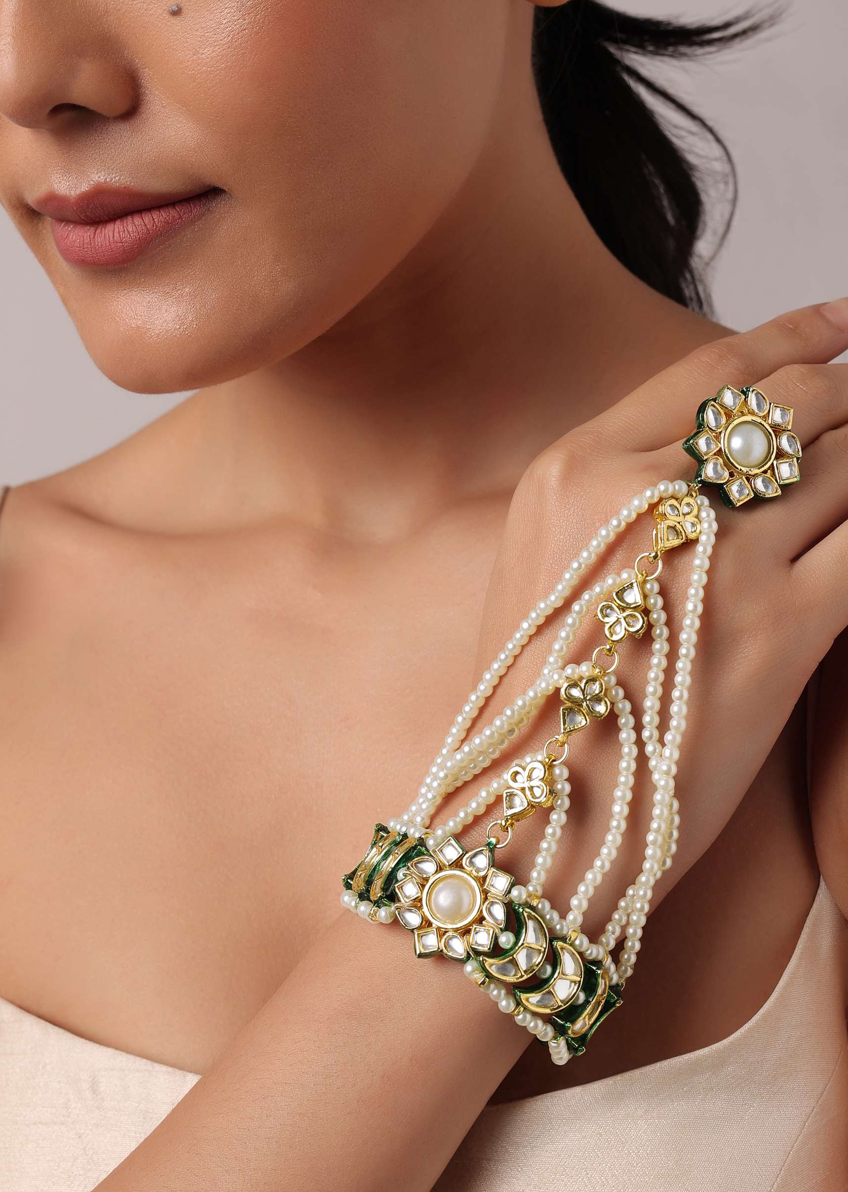 12157-green-kundan-hathphool-with-floral-motifs-and-bead-strings-1.jpg Green Kundan Hathphool With Floral Motifs And Bead Strings