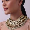 White Kundan Choker Set In Gold Finish Mix Metal
