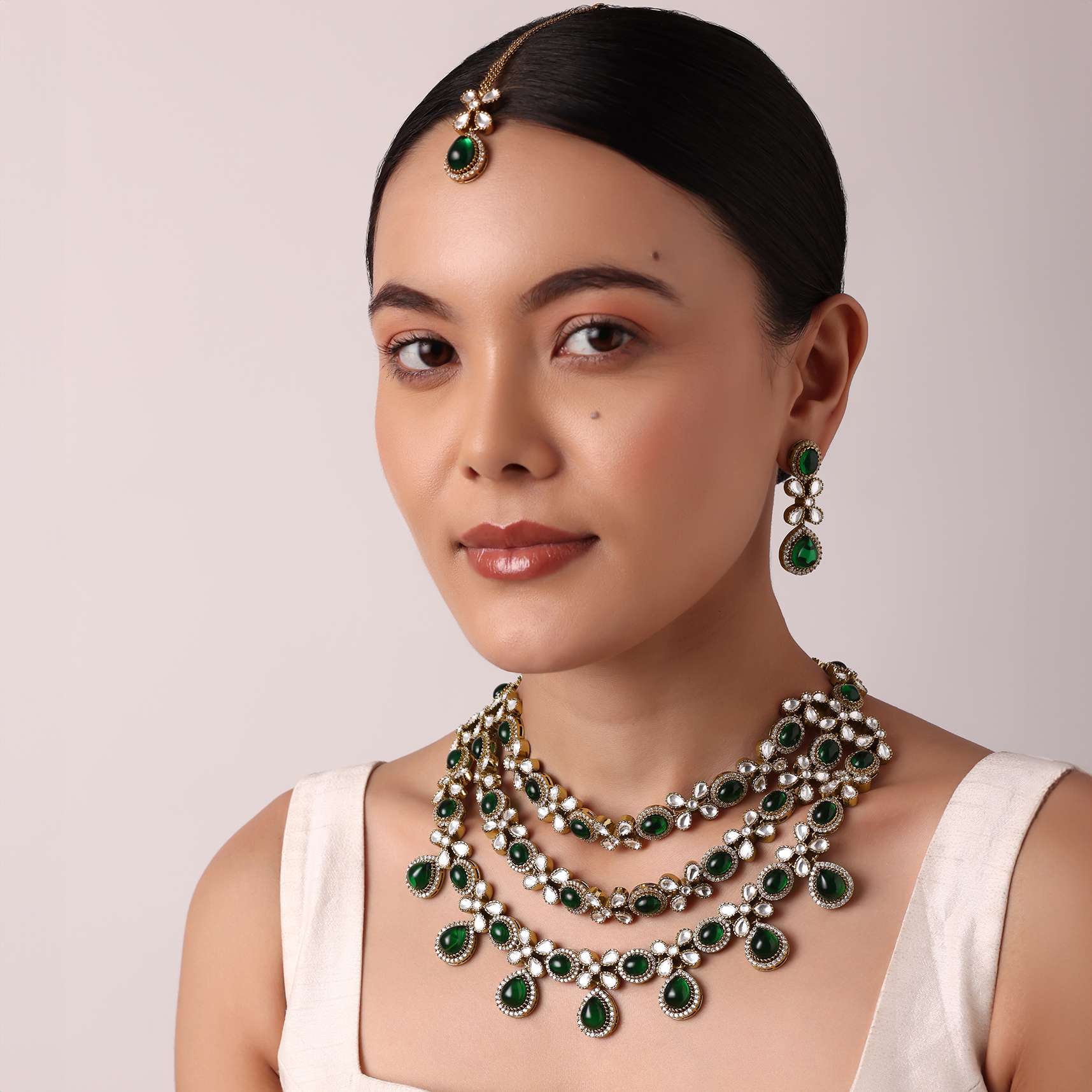 Multicolor Layered Necklace Set With Teardrops