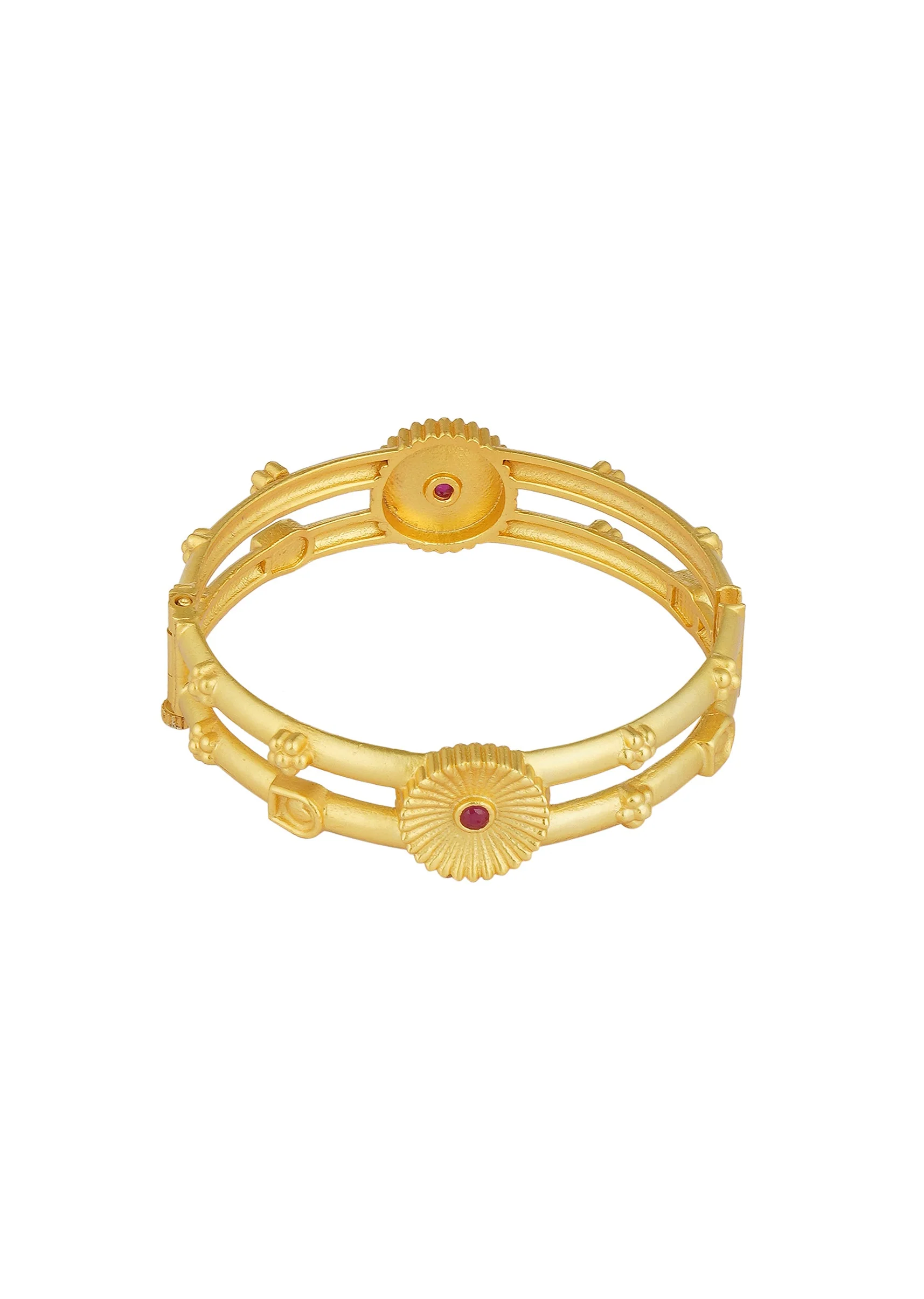 12230-antique-gold-bangle-with-motifs-and-zircon-details-4.webp Antique Gold Bangle With Motifs And Zircon Details