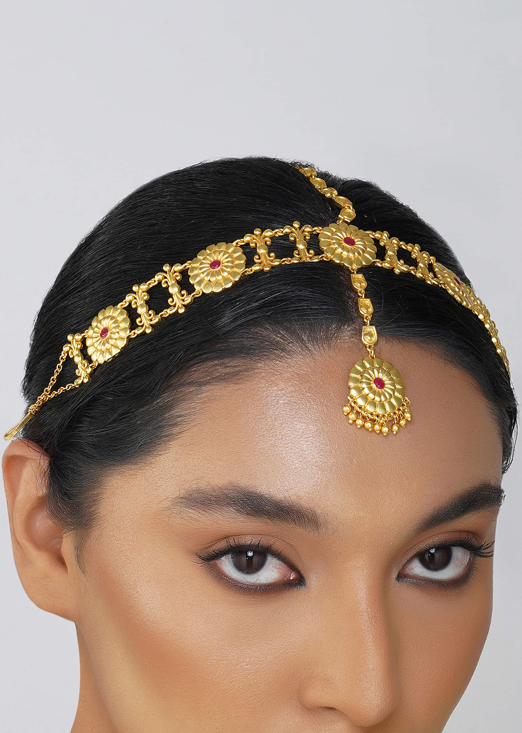 12236-antique-gold-maatha-patti-with-zircon-embellishments-1.jpg Antique Gold Maatha Patti With Zircon Embellishments