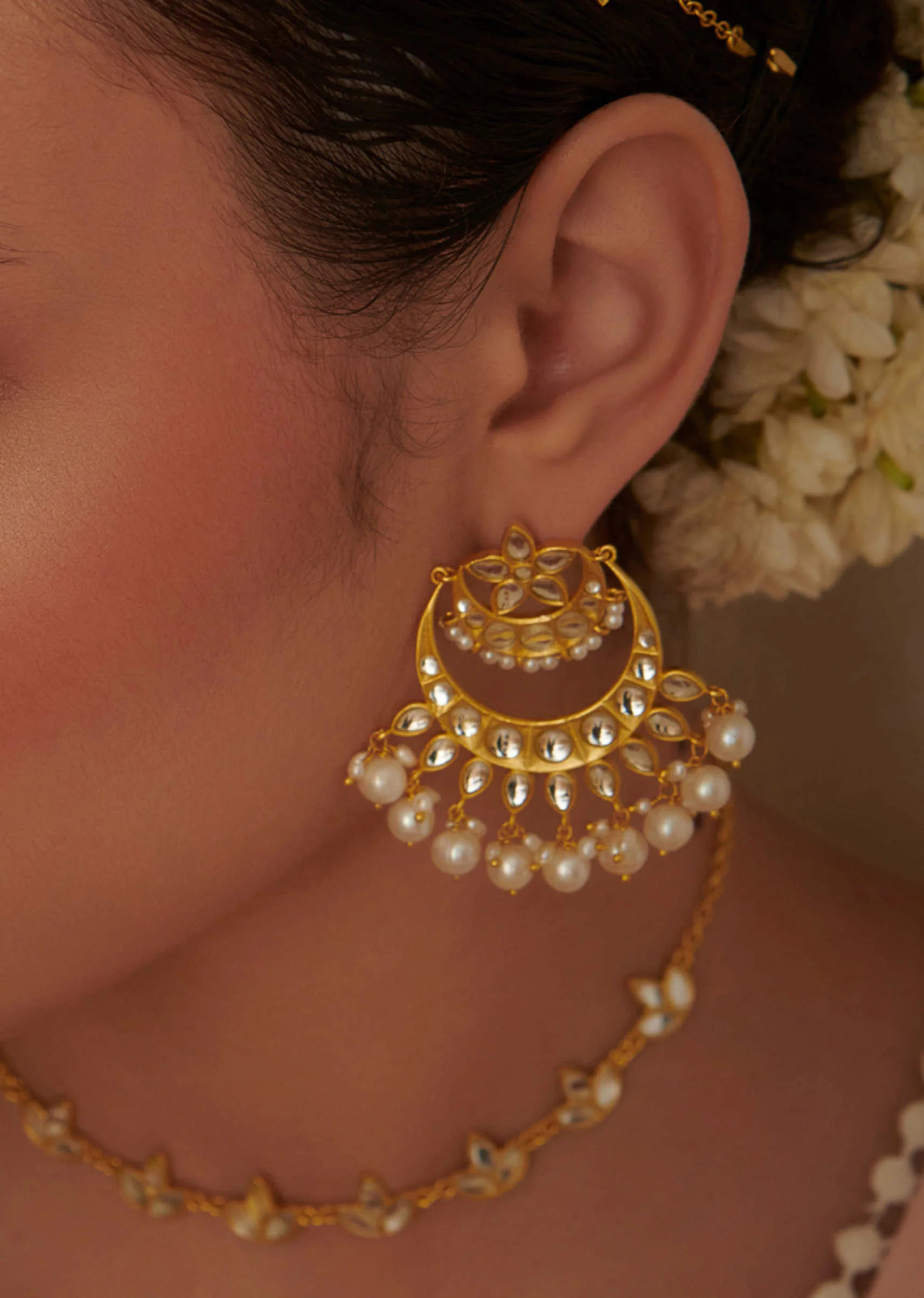 12238-gold-chaand-baalis-with-mirror-polki-and-pearls-1.webp Gold Chaand Baalis With Mirror Polki And Pearls