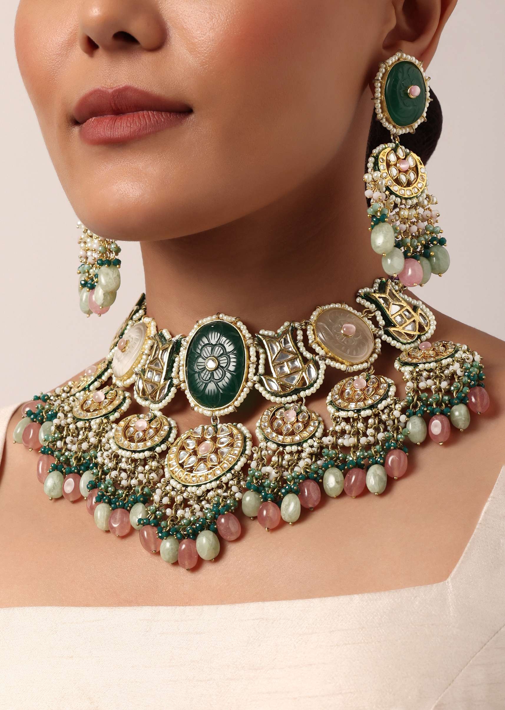 12258-green-kundan-choker-set-with-carved-stones-and-pink-beads-1.jpg Green Kundan Choker Set With Carved Stones And Pink Beads