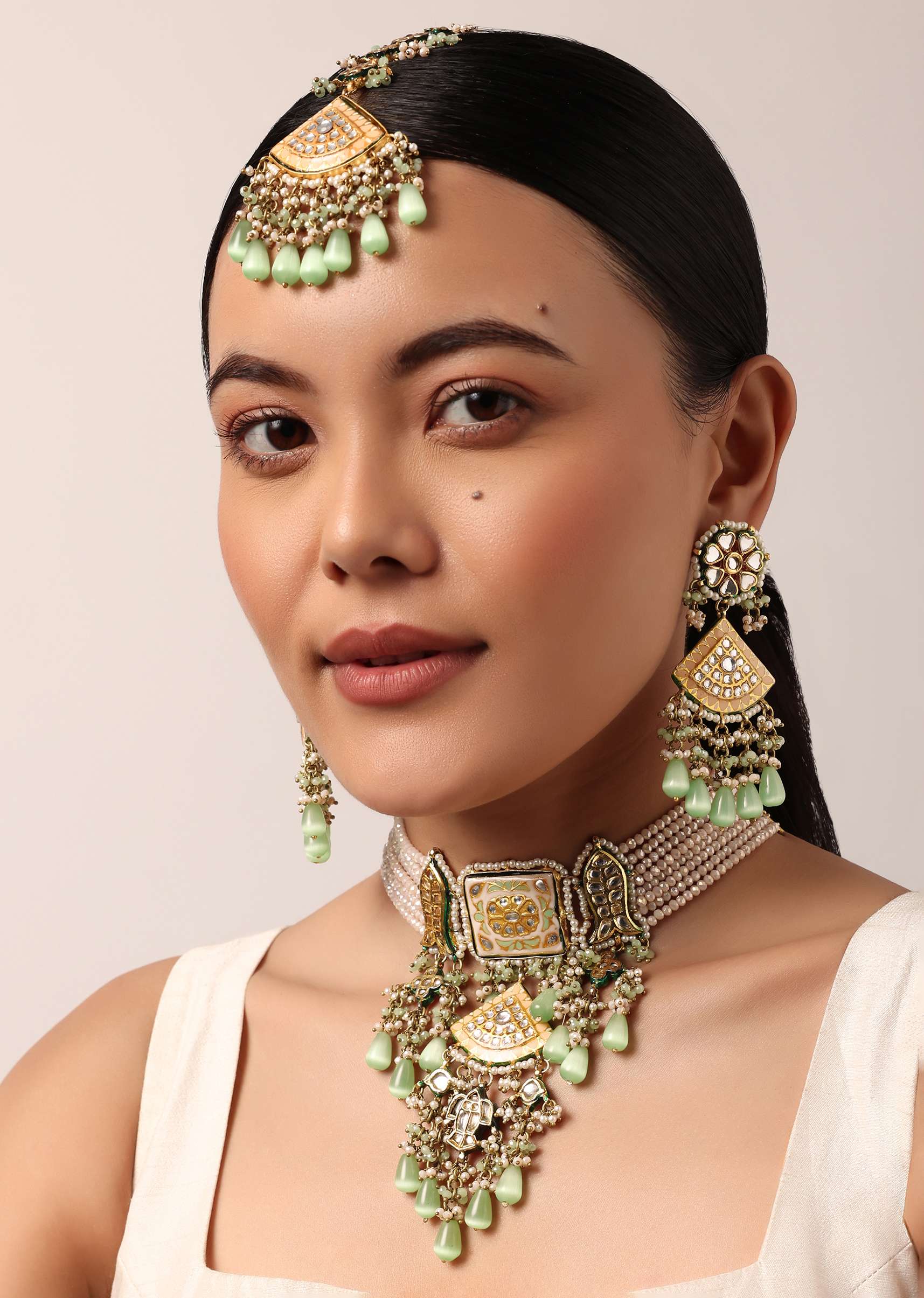 12261-pink-kundan-choker-set-with-green-bead-drops-1.jpg Pink Kundan Choker Set With Green Bead Drops