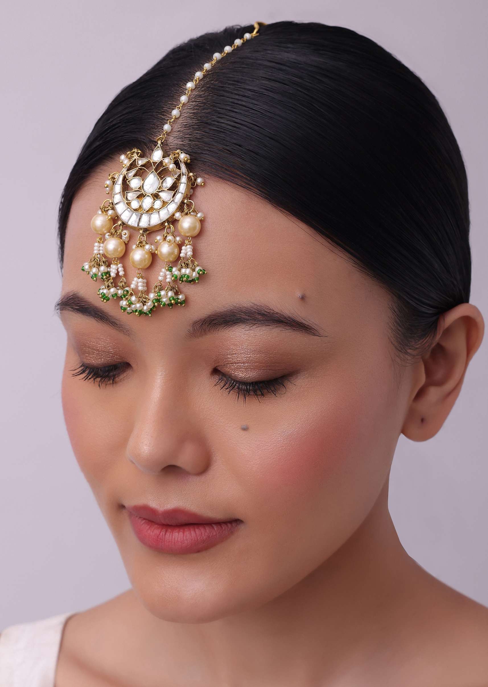 12273-gold-finish-heavy-bridal-choker-and-maang-tikka-set-3.jpg Gold Finish Heavy Bridal Choker And Maang Tikka Set