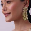 12276-white-kundan-choker-set-with-pearls-and-drops-1.jpg White Kundan Choker Set With Pearls And Drops