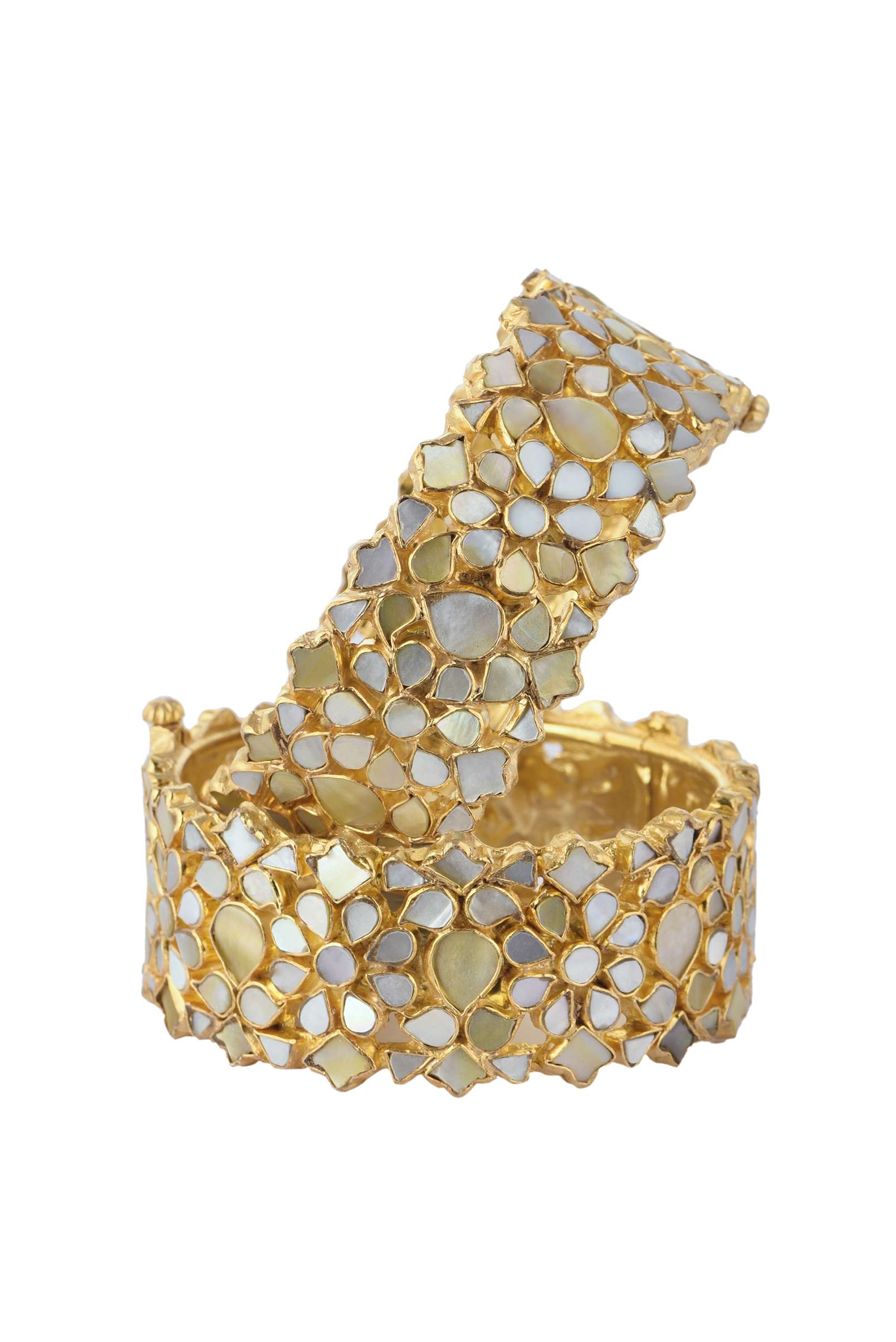 12280-gold-finish-kundan-bangles-in-mix-metal-3.jpg Gold Finish Kundan Bangles In Mix Metal