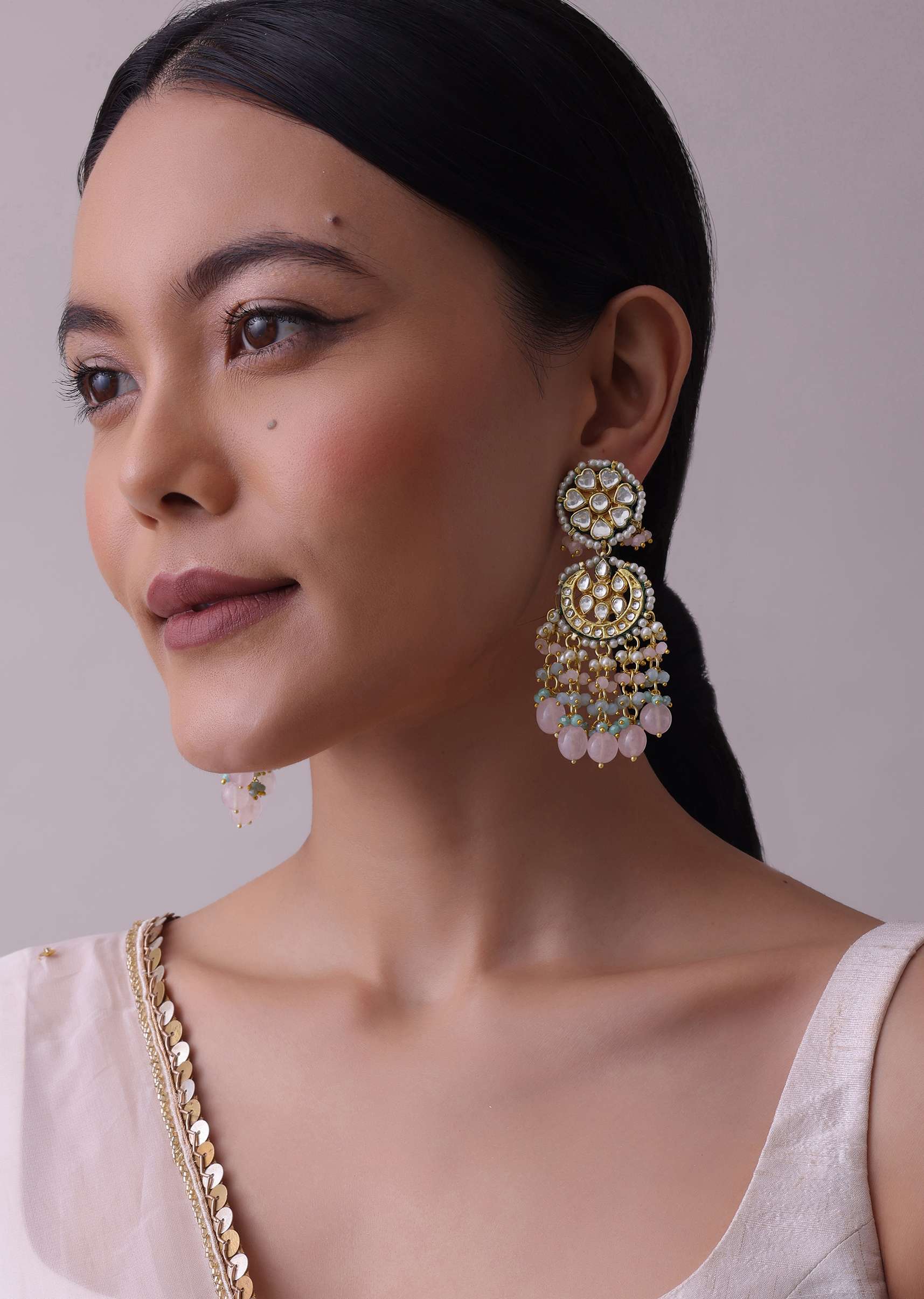 12282-gold-finish-kundan-choker-necklace-set-with-intricate-work-in-mix-metal-3.jpg Gold-Finish Kundan Choker Necklace Set With Intricate Work In Mix Metal