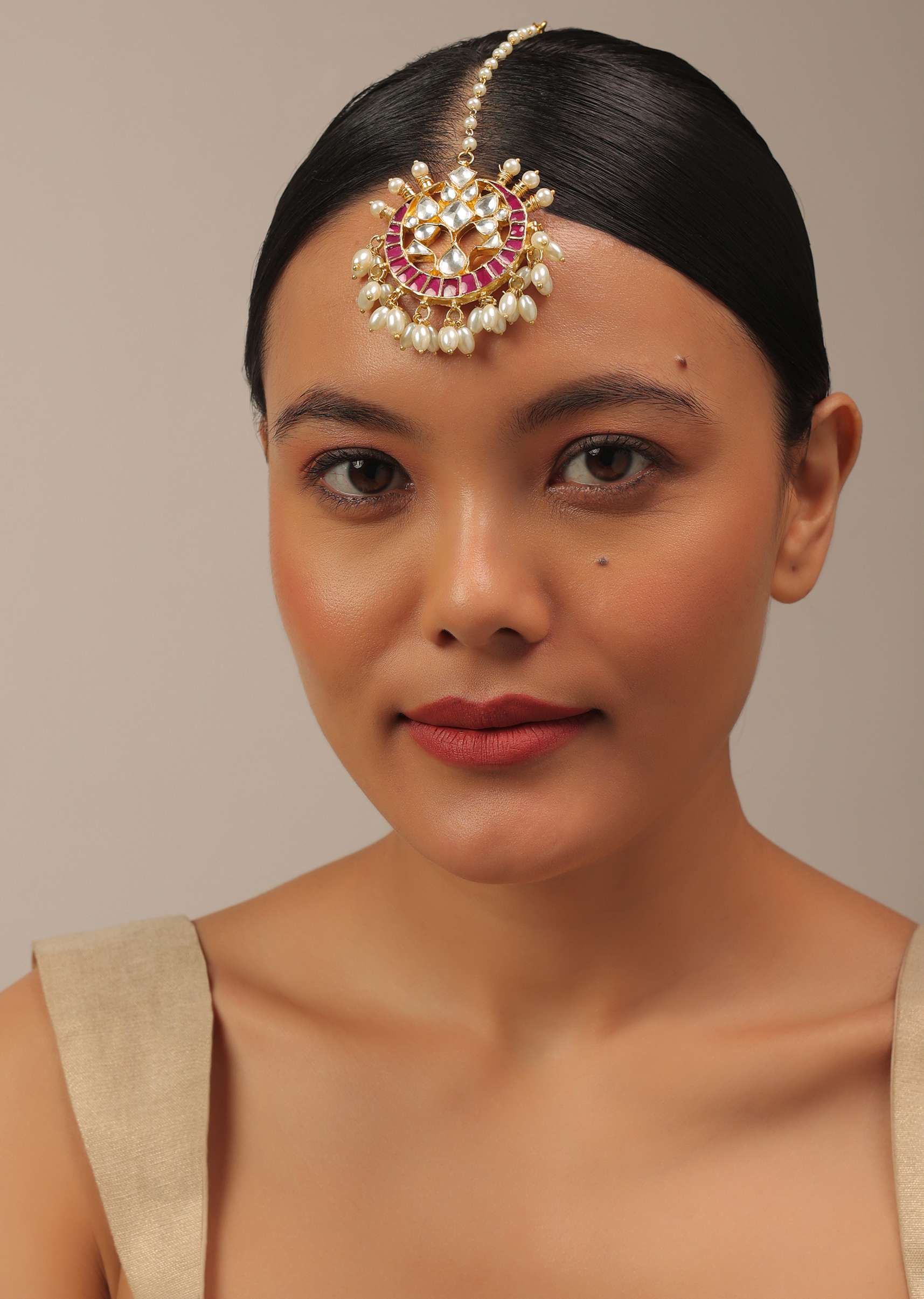 12285-gold-finish-kundan-red-floral-maangtika-with-synthetic-pearls-and-stones-1.jpg Gold Finish Kundan Red Floral Maangtika With Synthetic Pearls And Stones