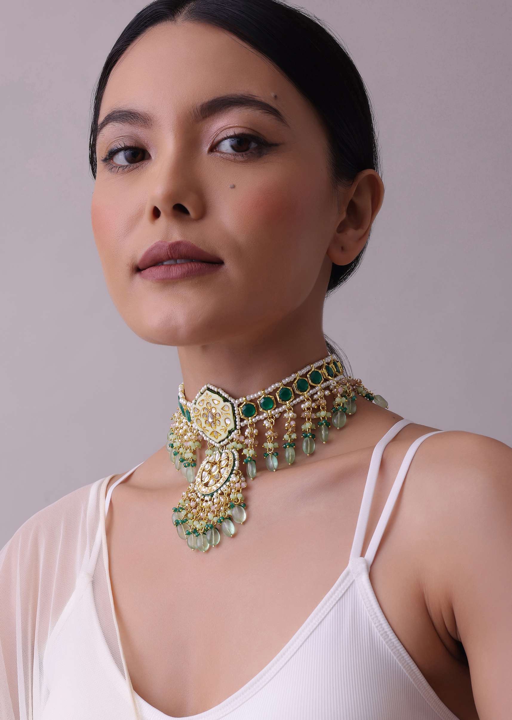 12286-green-toned-gold-finish-kundan-choker-necklace-set-with-colourful-meenakari-work-in-mix-metal-4.jpg Green Toned Gold-Finish Kundan Choker Necklace Set With Colourful Meenakari Work In Mix Metal