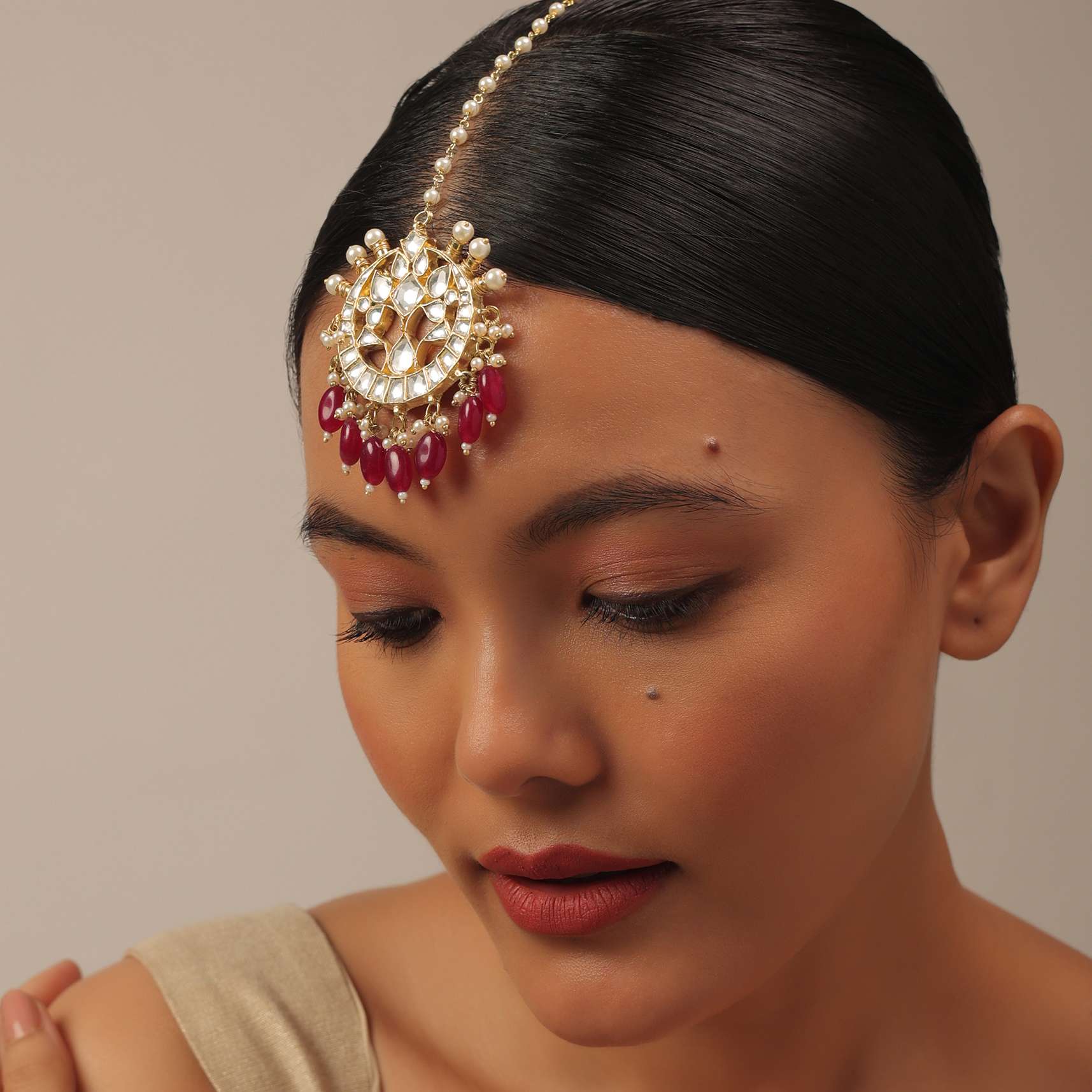 12292-gold-finish-kundan-red-floral-maangtika-with-synthetic-ruby-stones-3.jpg Gold Finish Kundan Red Floral Maangtika With Synthetic Ruby Stones
