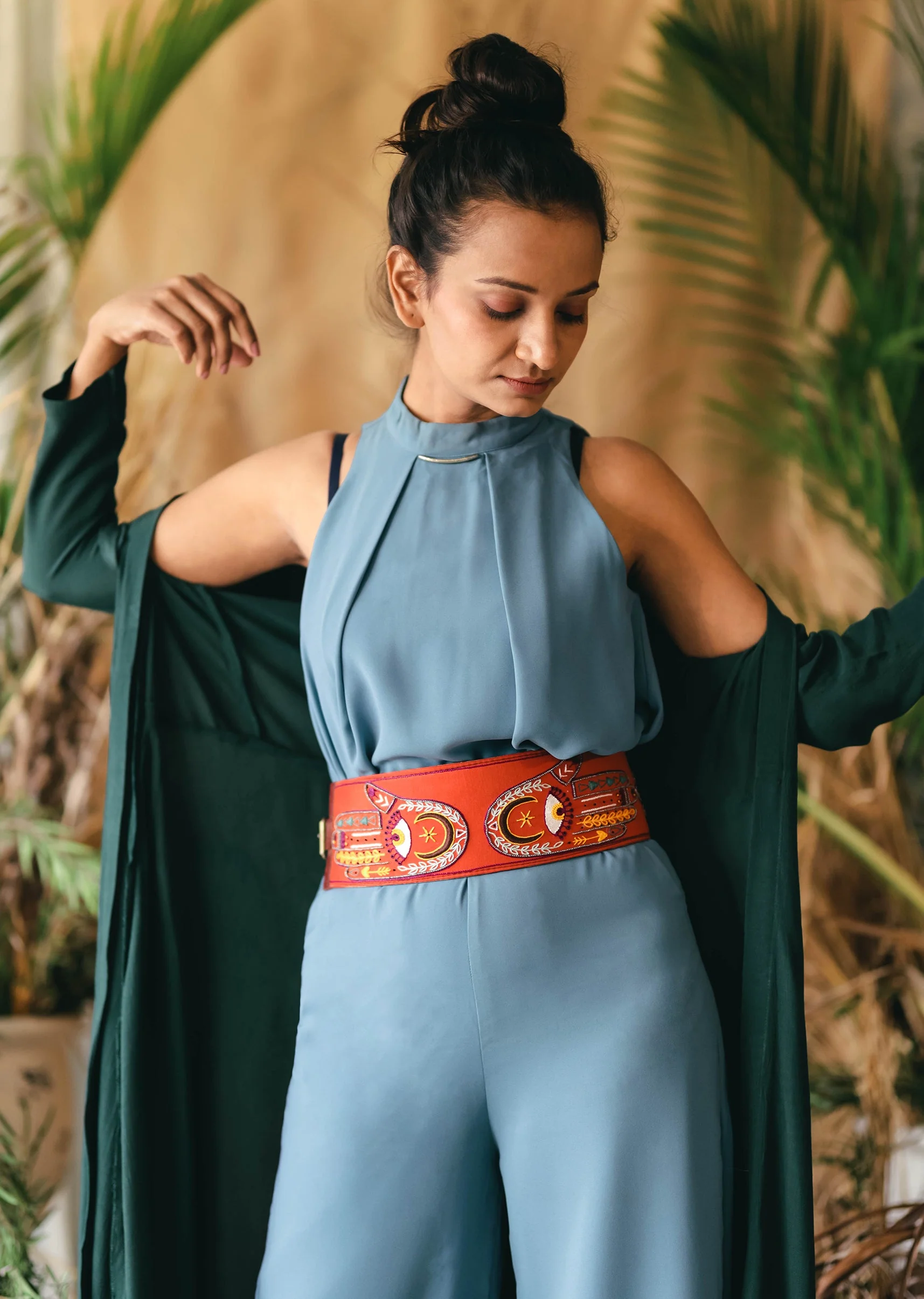 12347-orange-and-white-embroidered-waist-belt-1.webp Orange And White Embroidered Waist Belt