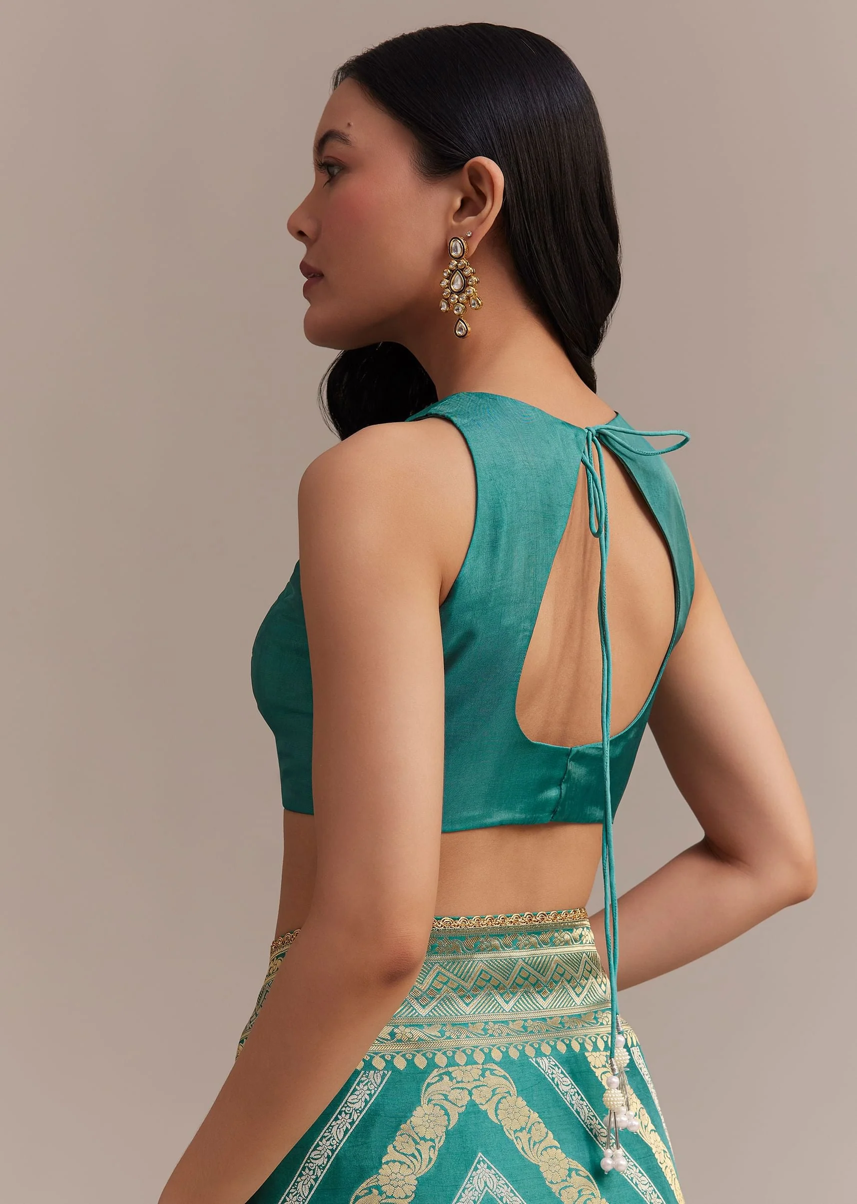 13356-turquoise-green-dola-silk-saree-with-zari-weaving-8.webp Turquoise Green Dola Silk Saree With Zari Weaving
