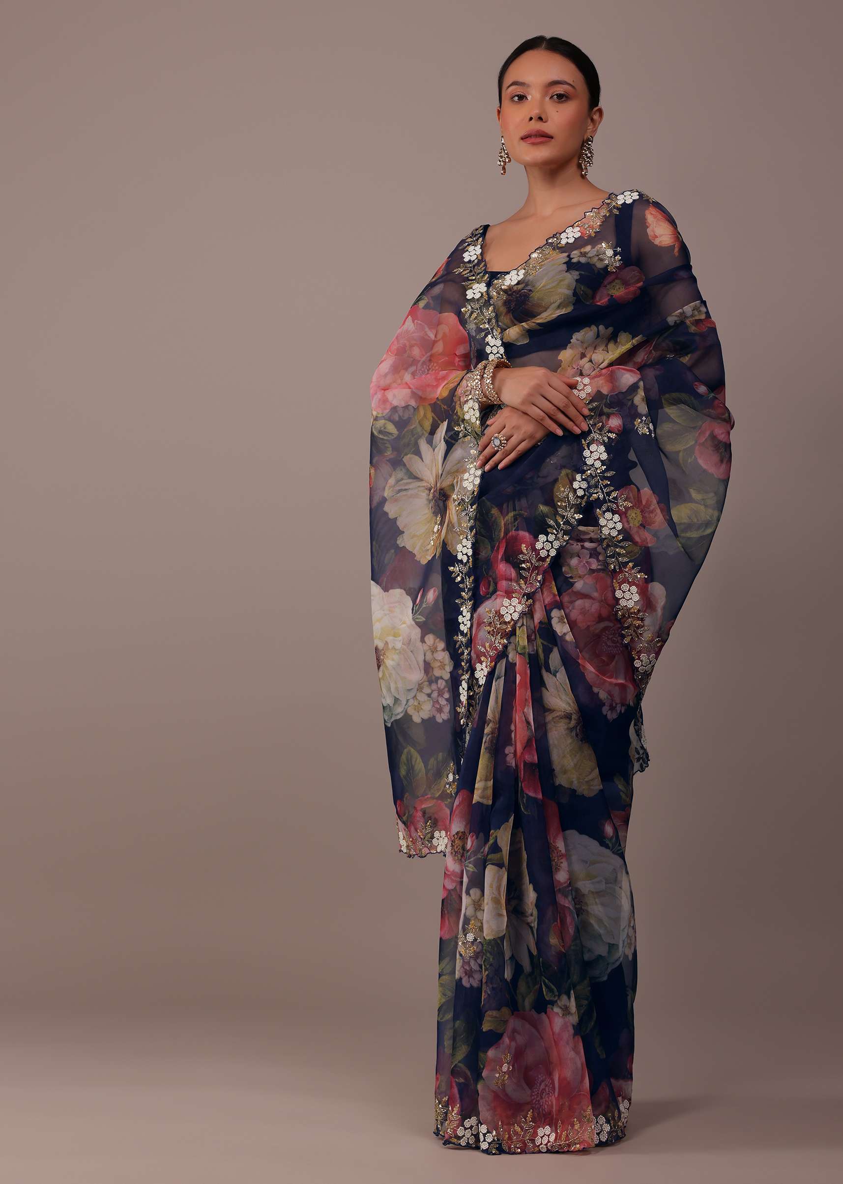 13372-navy-blue-floral-printed-saree-in-organza-with-cut-dana-embroidery-1.jpg Navy blue Floral Printed Saree In Organza With Cut Dana Embroidery