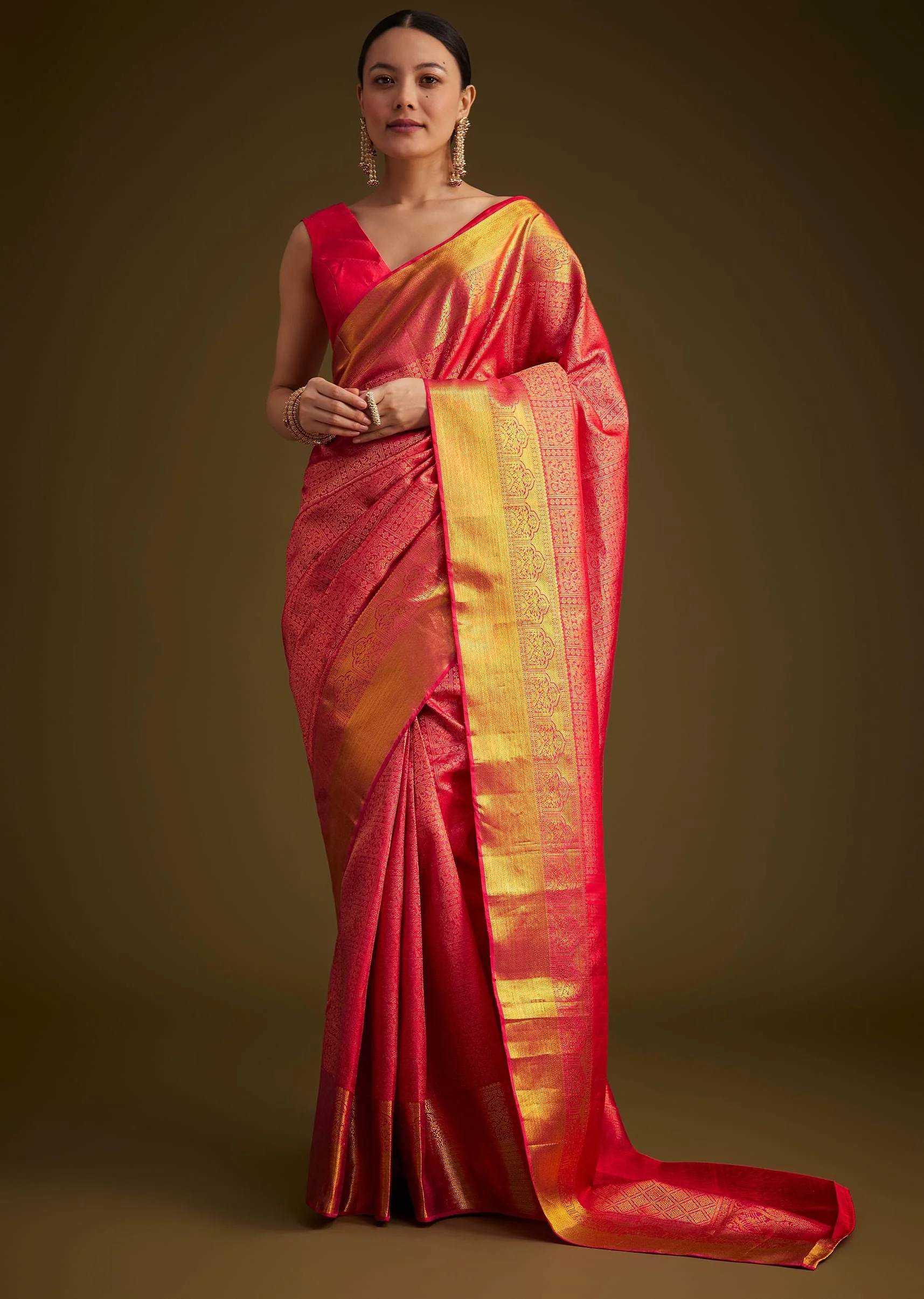 13697-rani-pink-kanjivaram-silk-saree-with-golden-zari-detailing-3.webp Rani Pink Kanjivaram Silk Saree With Golden Zari Detailing