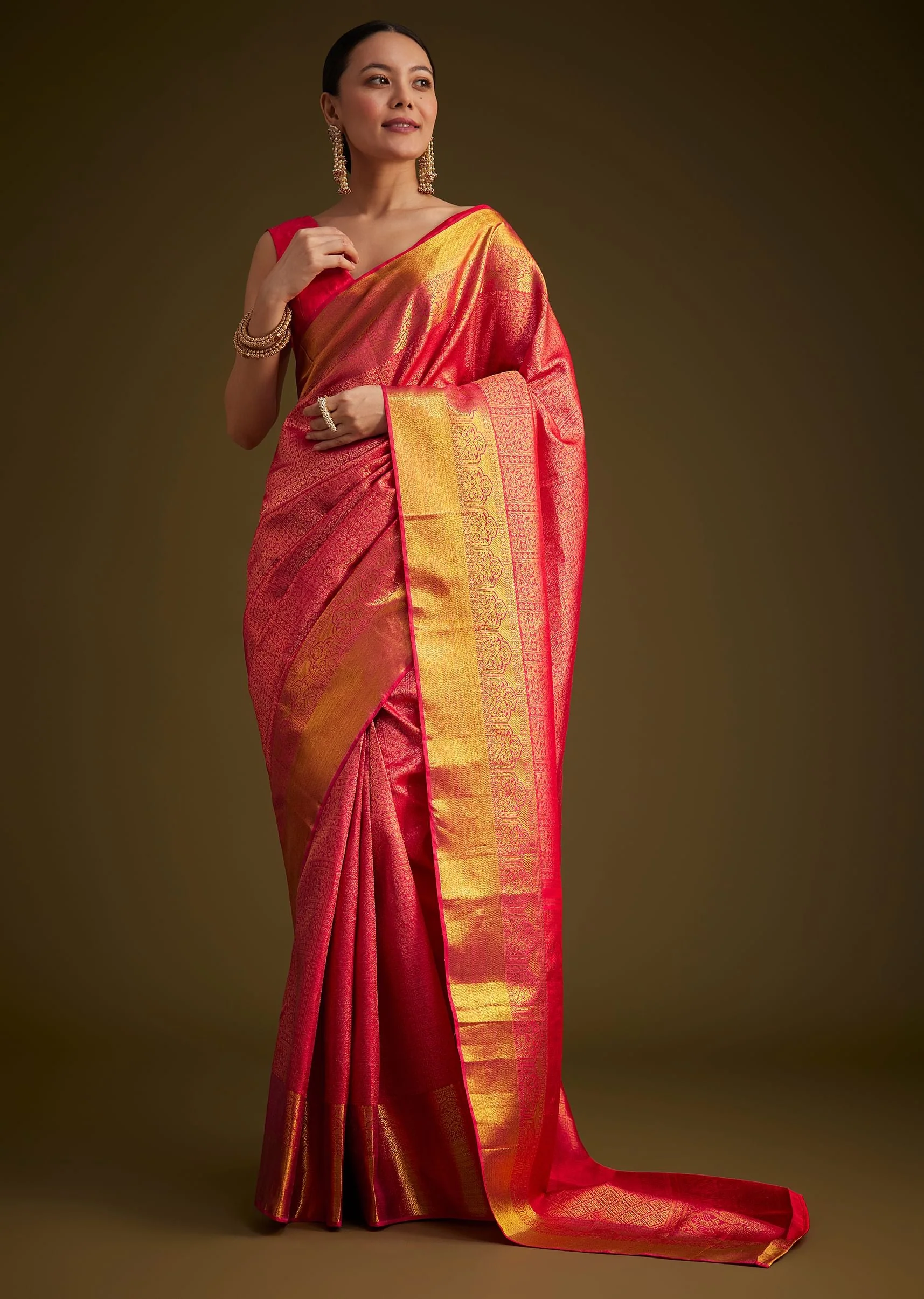 13697-rani-pink-kanjivaram-silk-saree-with-golden-zari-detailing-6.webp Rani Pink Kanjivaram Silk Saree With Golden Zari Detailing