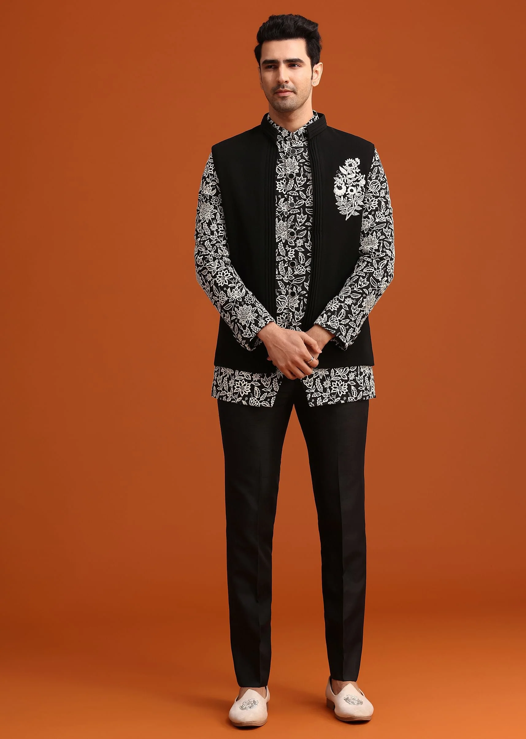 13875-36-36-variation-1.webp Black Silk Jacket And Kurta Set With Zari Work