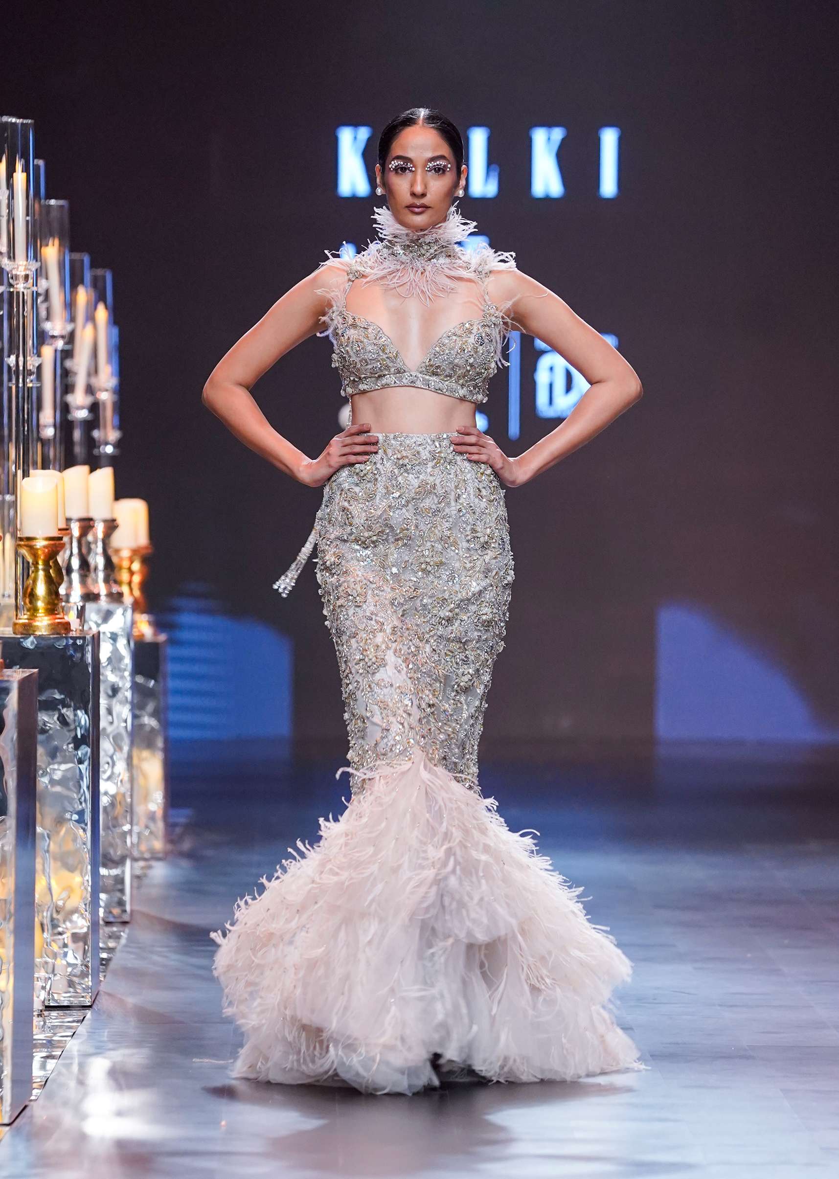16082-tara-sutaria-in-beige-lehenga-with-3d-feathers-and-choker-dupatta-1.jpg Tara Sutaria in Beige Lehenga With 3D Feathers And Choker Dupatta
