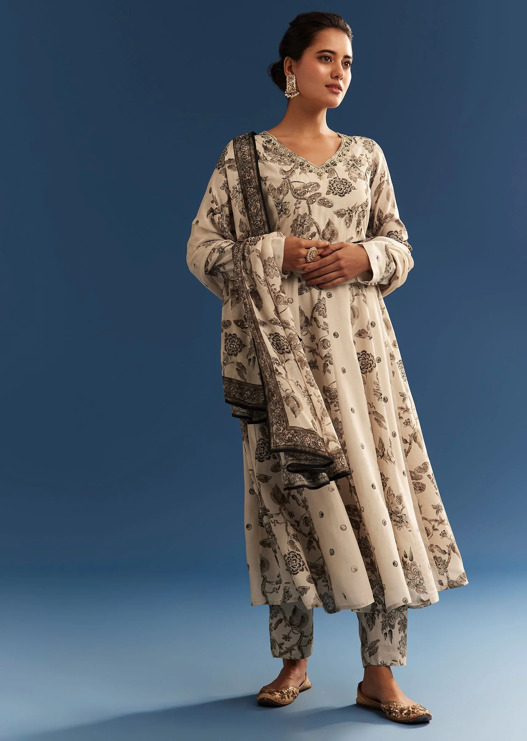 17371-beige-floral-printed-crepe-anarkali-set-with-chinon-dupatta-1.webp Beige Floral Printed Crepe Anarkali Set With Chinon Dupatta
