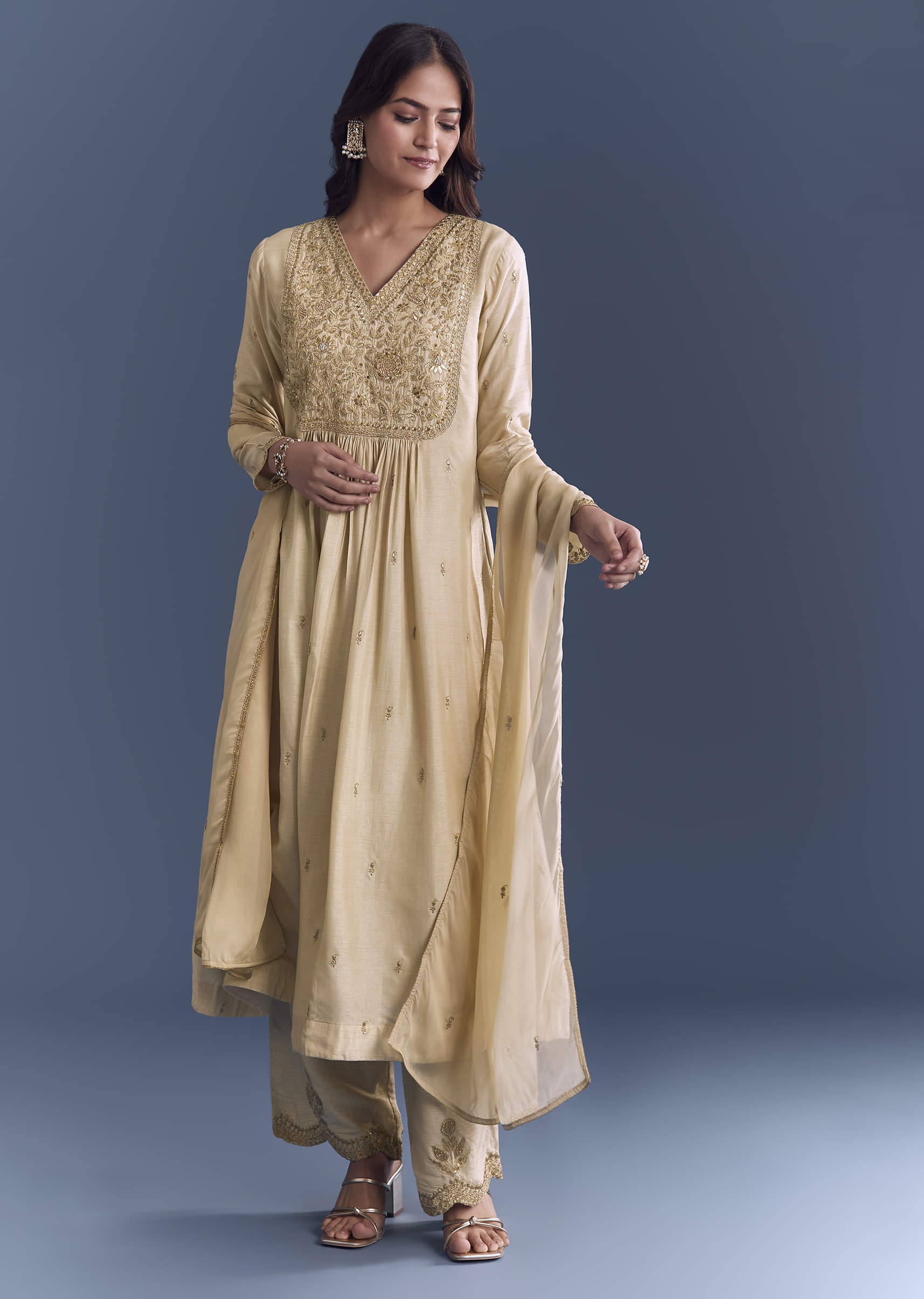 17424-cream-silk-anarkali-suit-with-zari-thread-embroidery-1.jpg Cream Silk Anarkali Suit With Zari Thread Embroidery