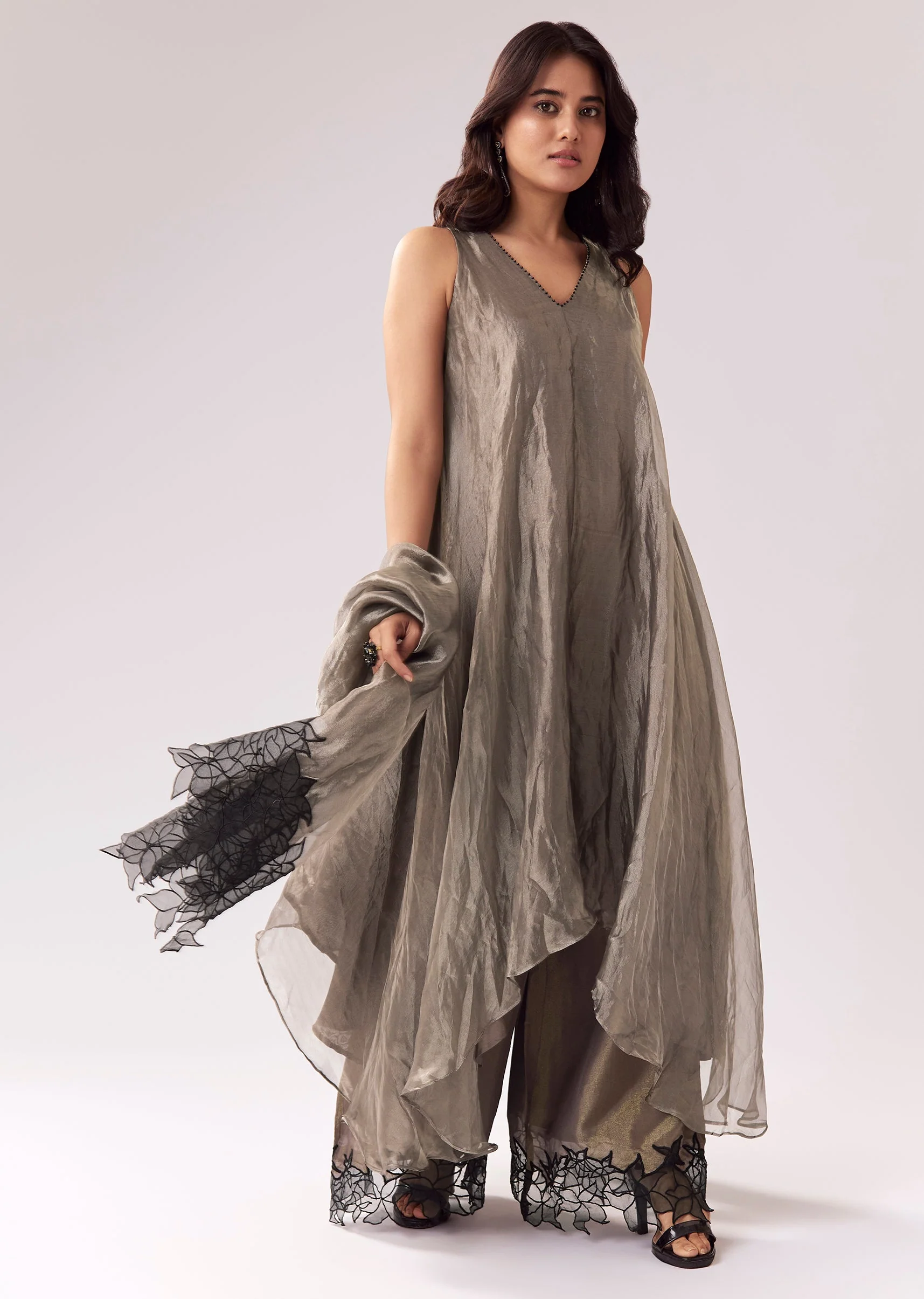 17485-grey-tissue-anarkali-with-beadwork-and-patchwork-accents-1.webp Grey Tissue Anarkali With Beadwork And Patchwork Accents