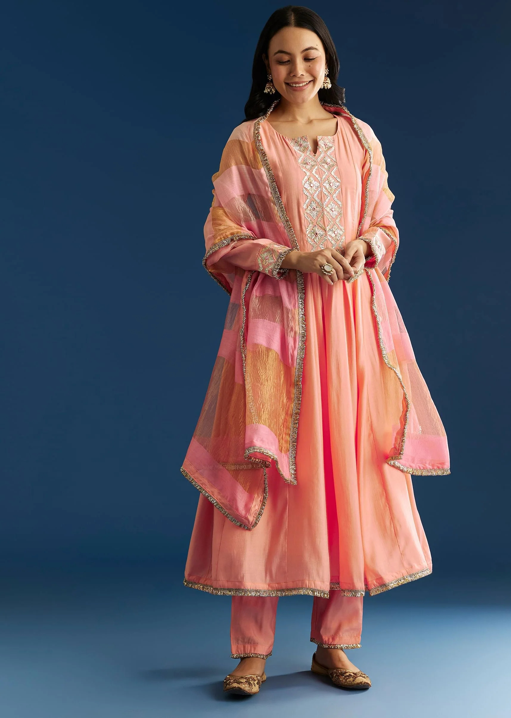 18195-peach-muslin-kurta-set-with-gotta-lace-pant-and-dupatta-1.webp Peach Muslin Kurta Set With Gotta Lace Pant And Dupatta