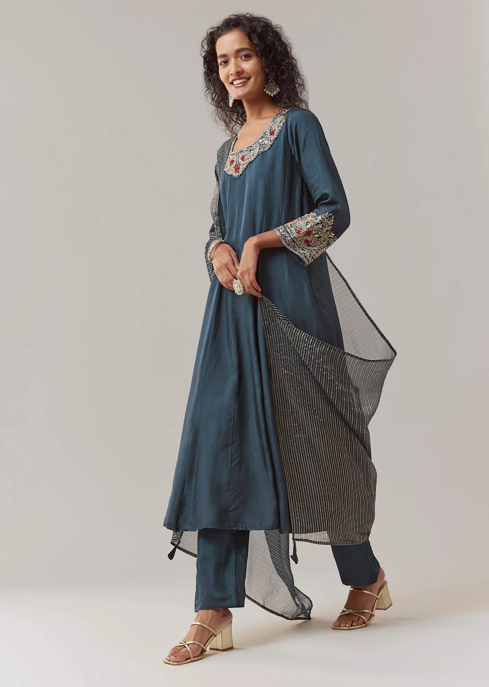 18341-navy-blue-zardozi-embellished-anarkali-set-1.webp Navy Blue Zardozi Embellished Anarkali Set