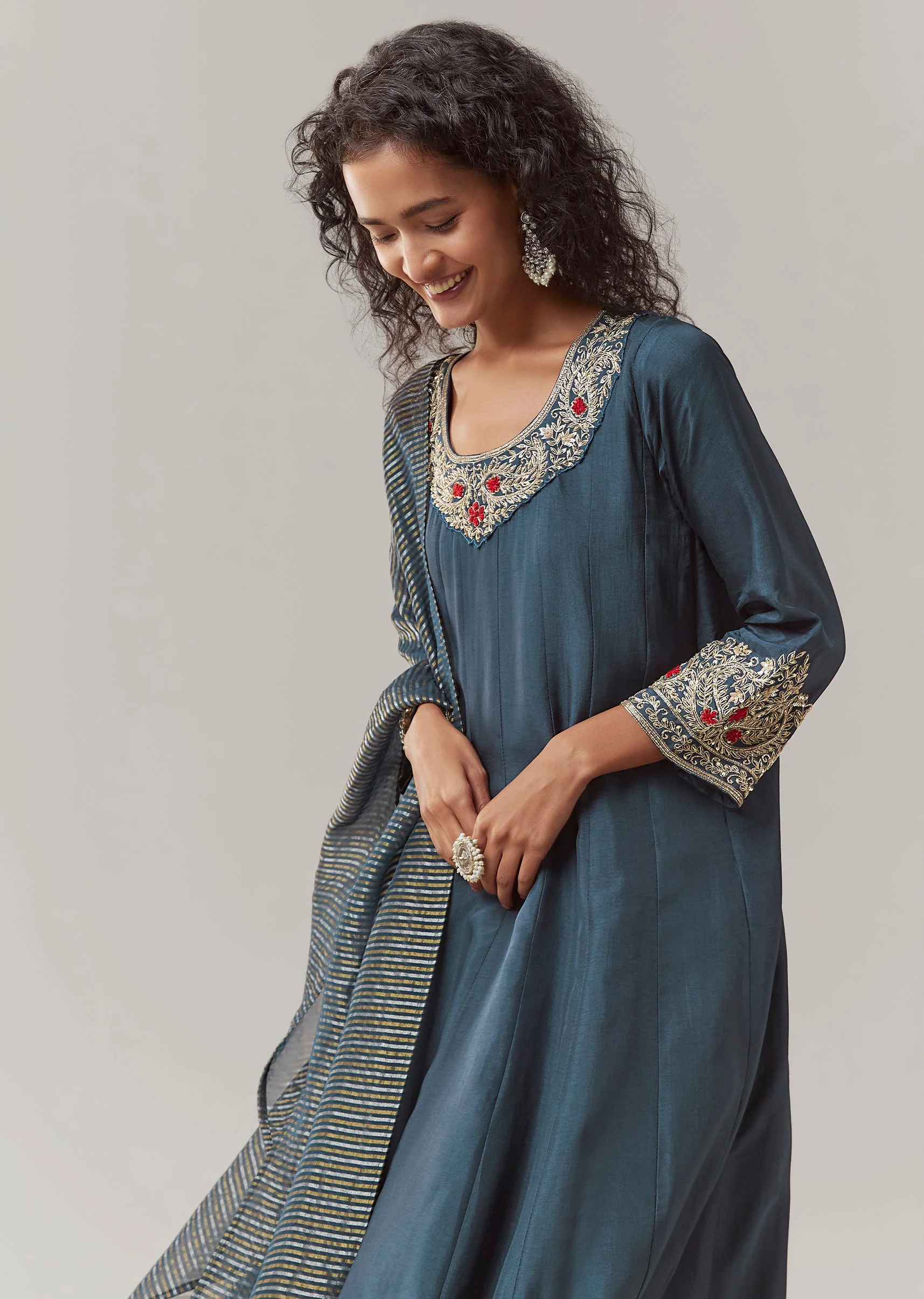 18341-navy-blue-zardozi-embellished-anarkali-set-4.webp Navy Blue Zardozi Embellished Anarkali Set