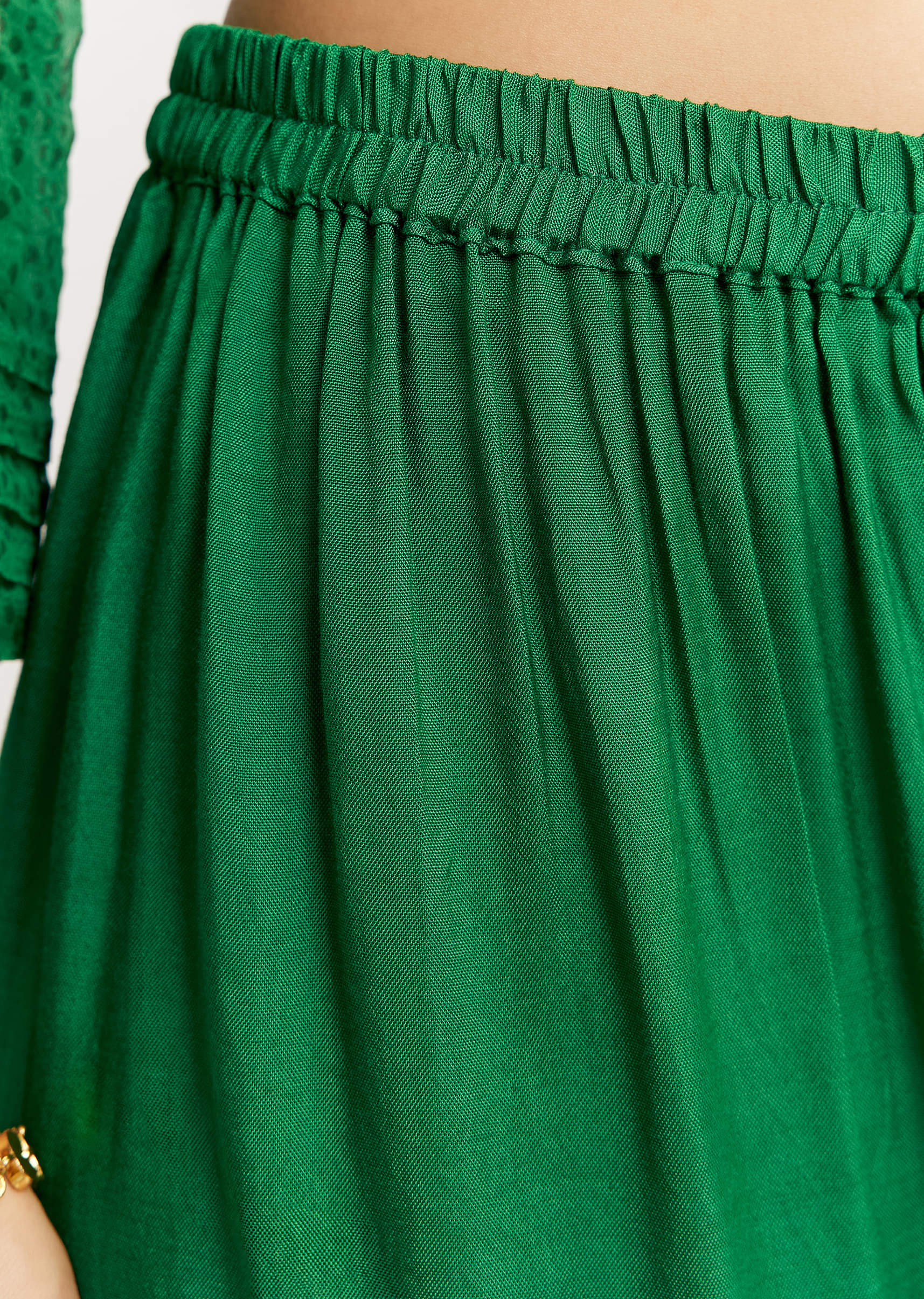 Dark Green Printed Chiffon Sequin Kurta Set With Dupatta