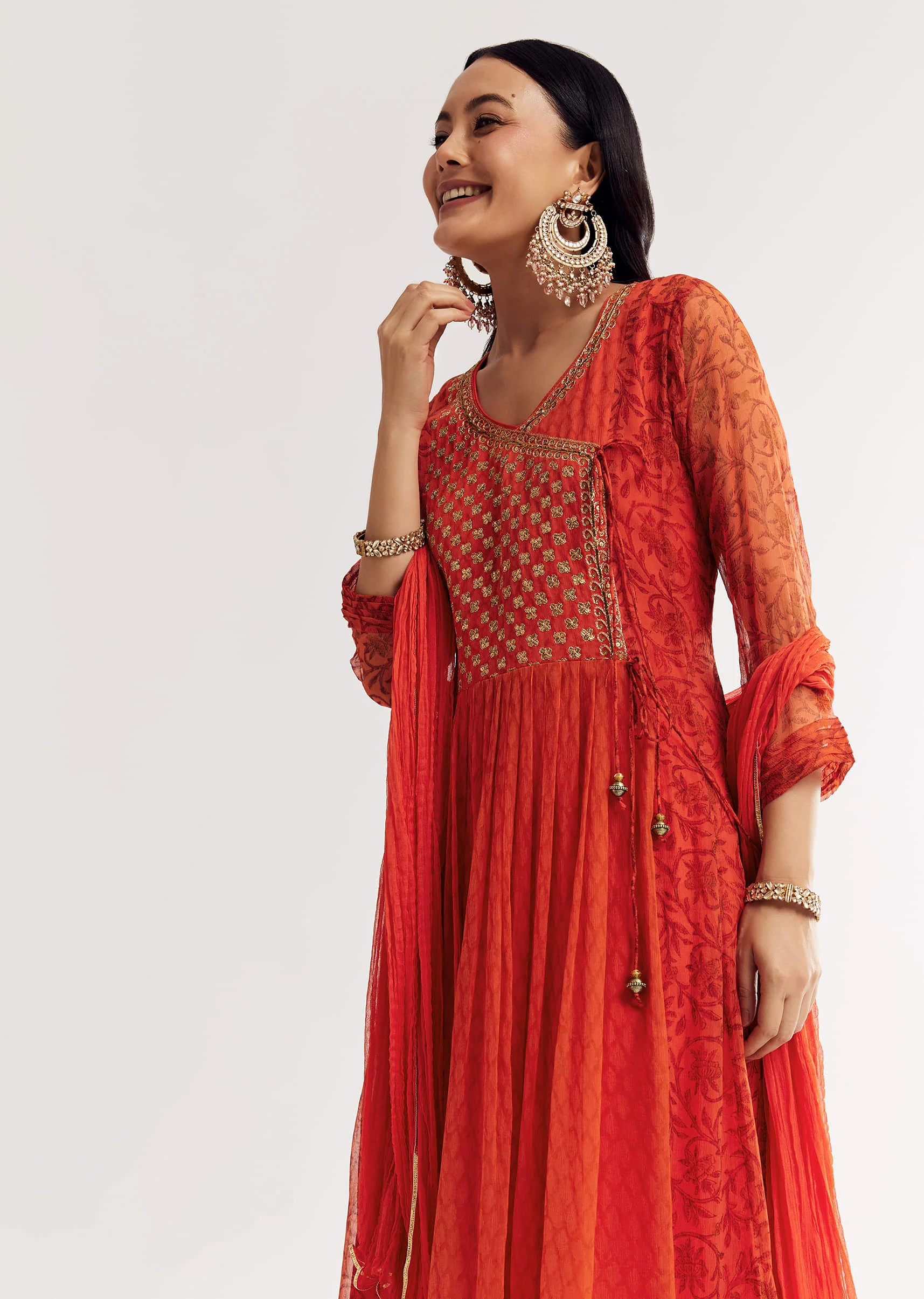 19100-orange-floral-chiffon-anarkali-kurta-set-with-dupatta-1.webp Orange Floral Chiffon Anarkali Kurta Set With Dupatta
