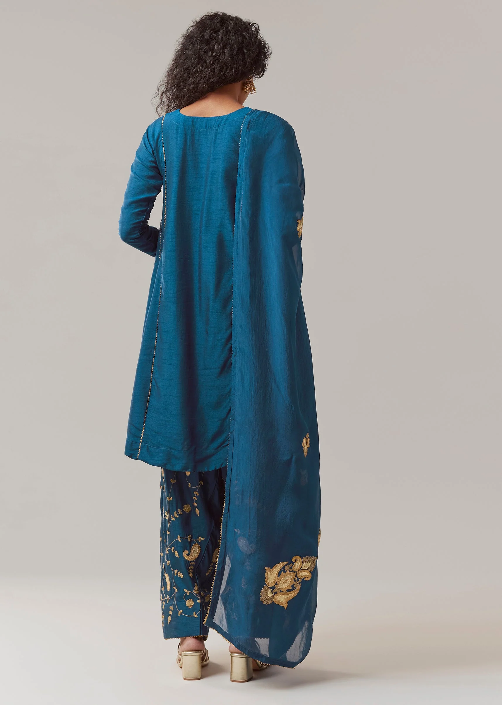 19886-blue-gota-work-silk-anarkali-set-5.webp Blue Gota Work Silk Anarkali Set