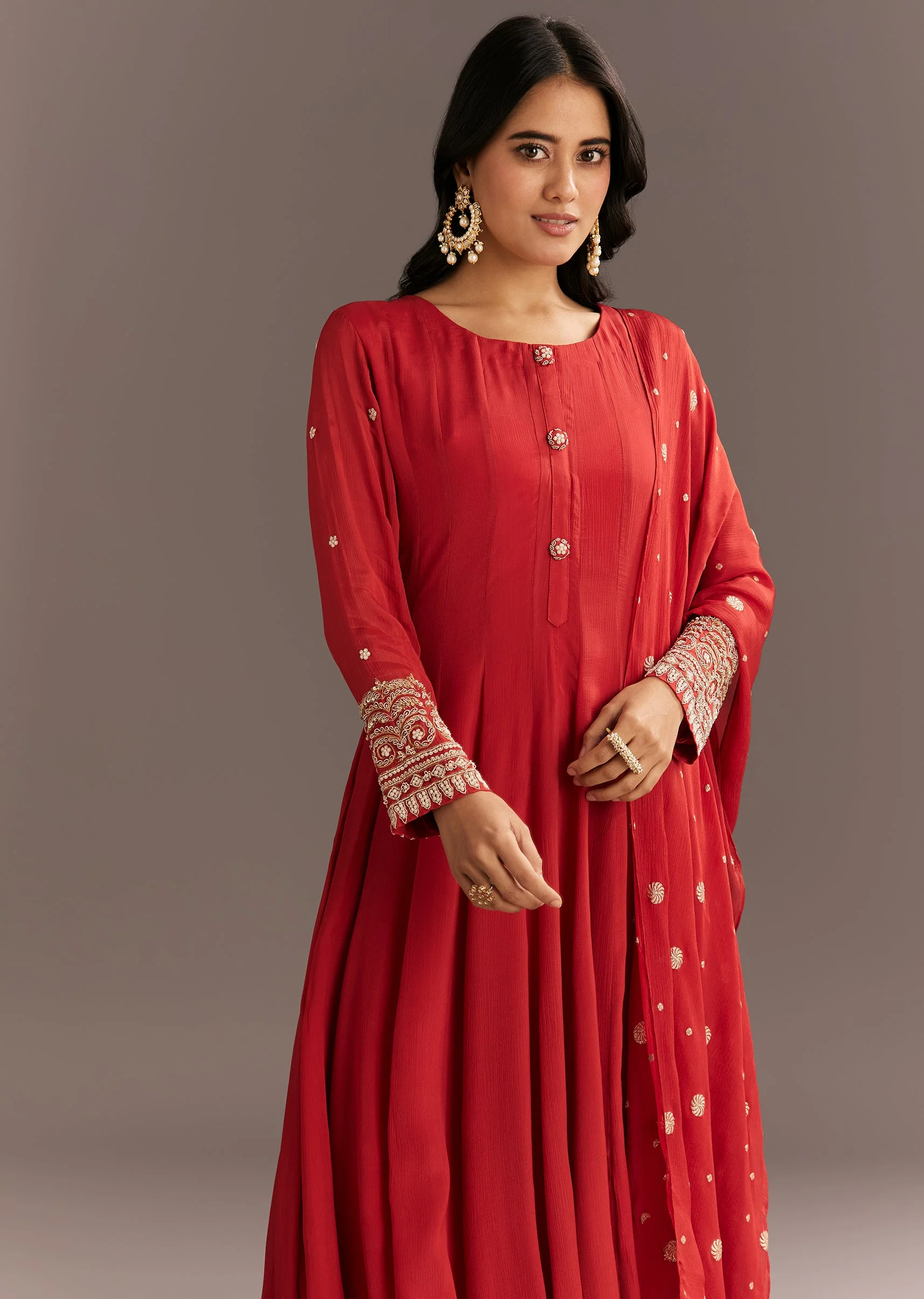 20668-deep-orange-chinon-kurta-with-zardosi-sleeves-and-butti-dupatta-4.webp Deep Orange Chinon Kurta With Zardosi Sleeves And Butti Dupatta
