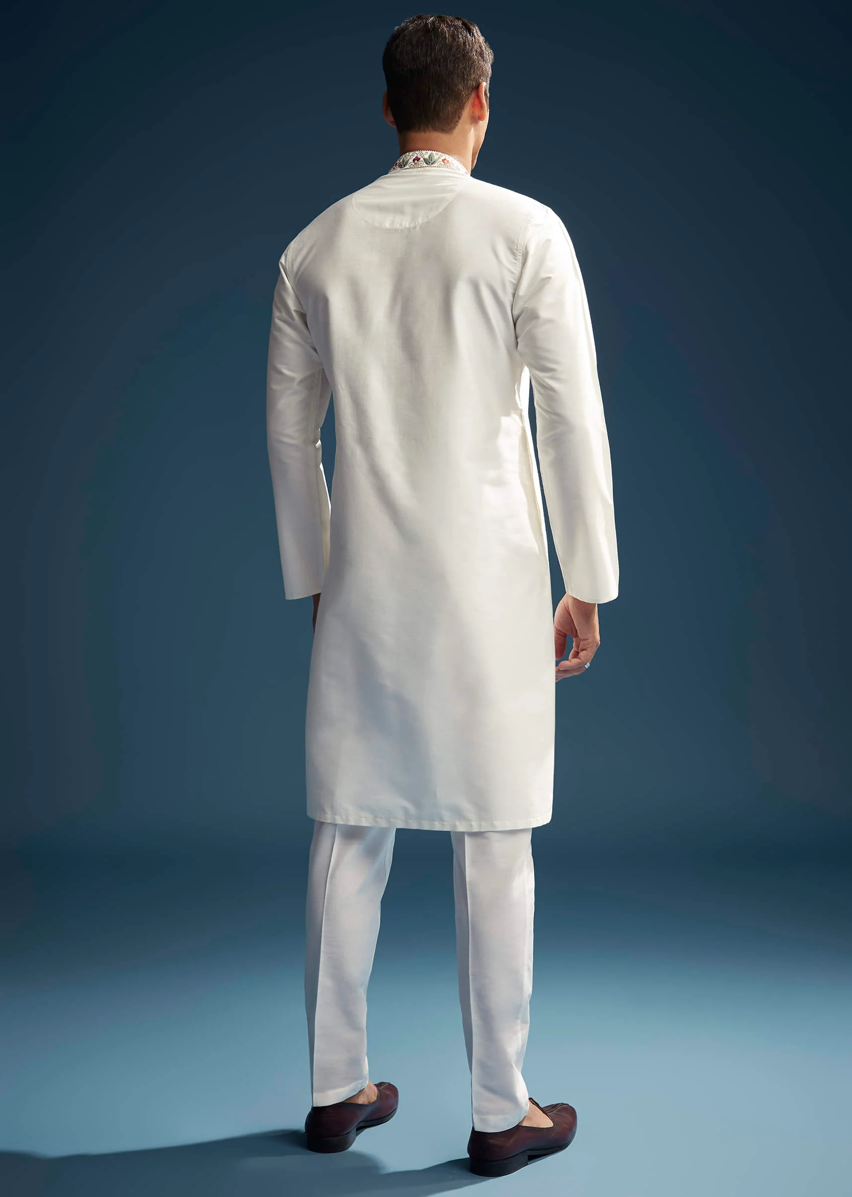 Off White Silk Kurta Set For Men With Resham Embroidery