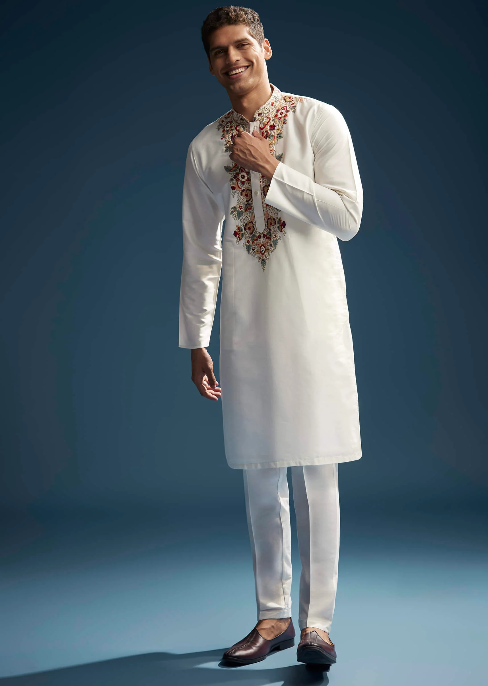 Off White Silk Kurta Set For Men With Resham Embroidery